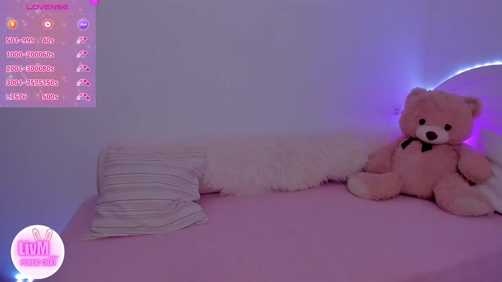 Gallery image thumbnail from LivM_'s myfreecams stream on, 01/18/2025, 09:24 image 6 of 20
