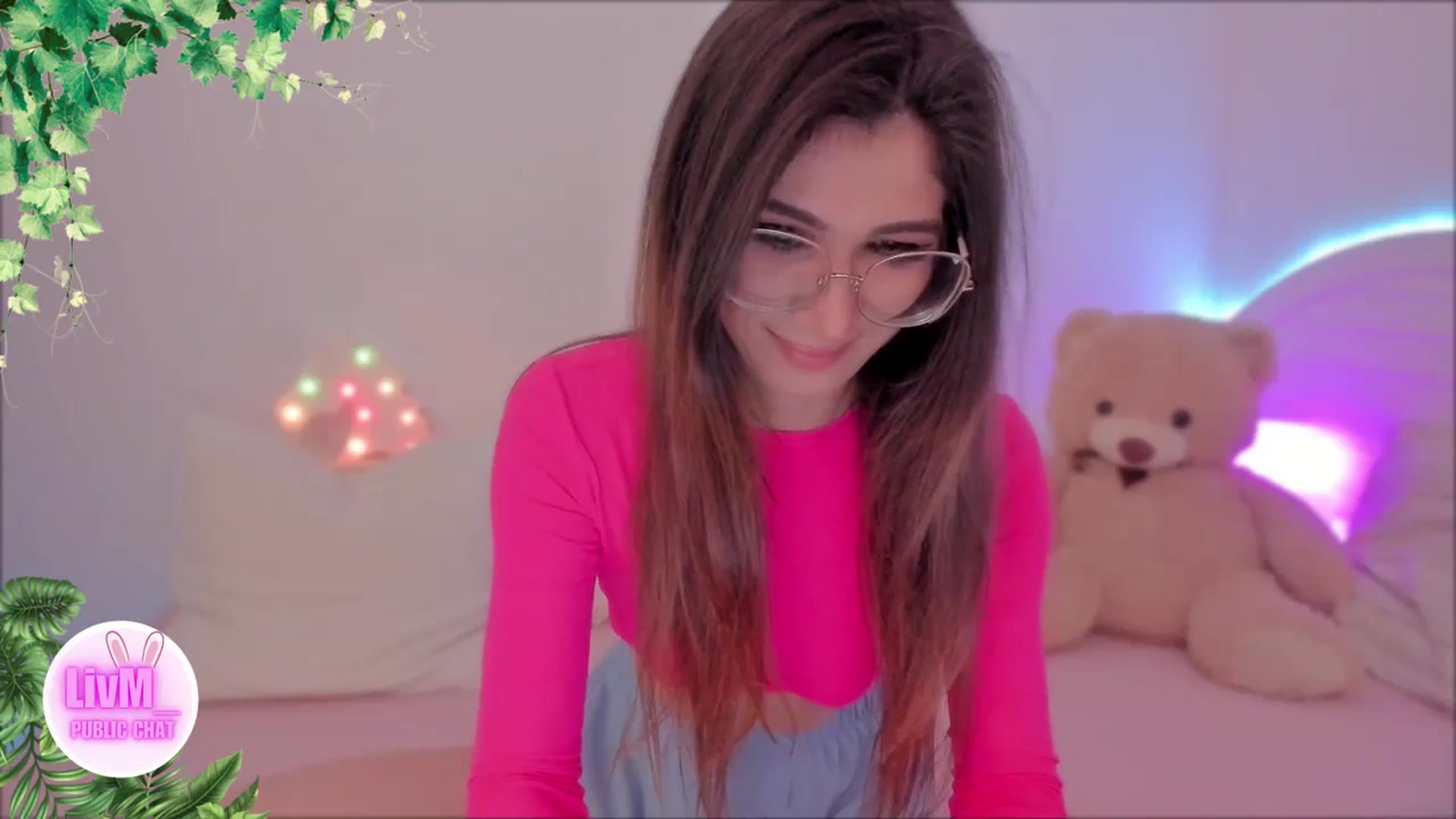 Gallery image thumbnail from LivM_'s myfreecams stream on, 01/29/2025, 09:27 image 13 of 20