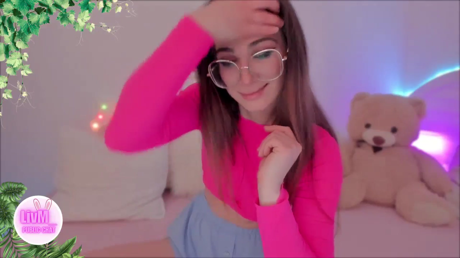 Gallery image thumbnail from LivM_'s myfreecams stream on, 01/29/2025, 09:27 image 18 of 20