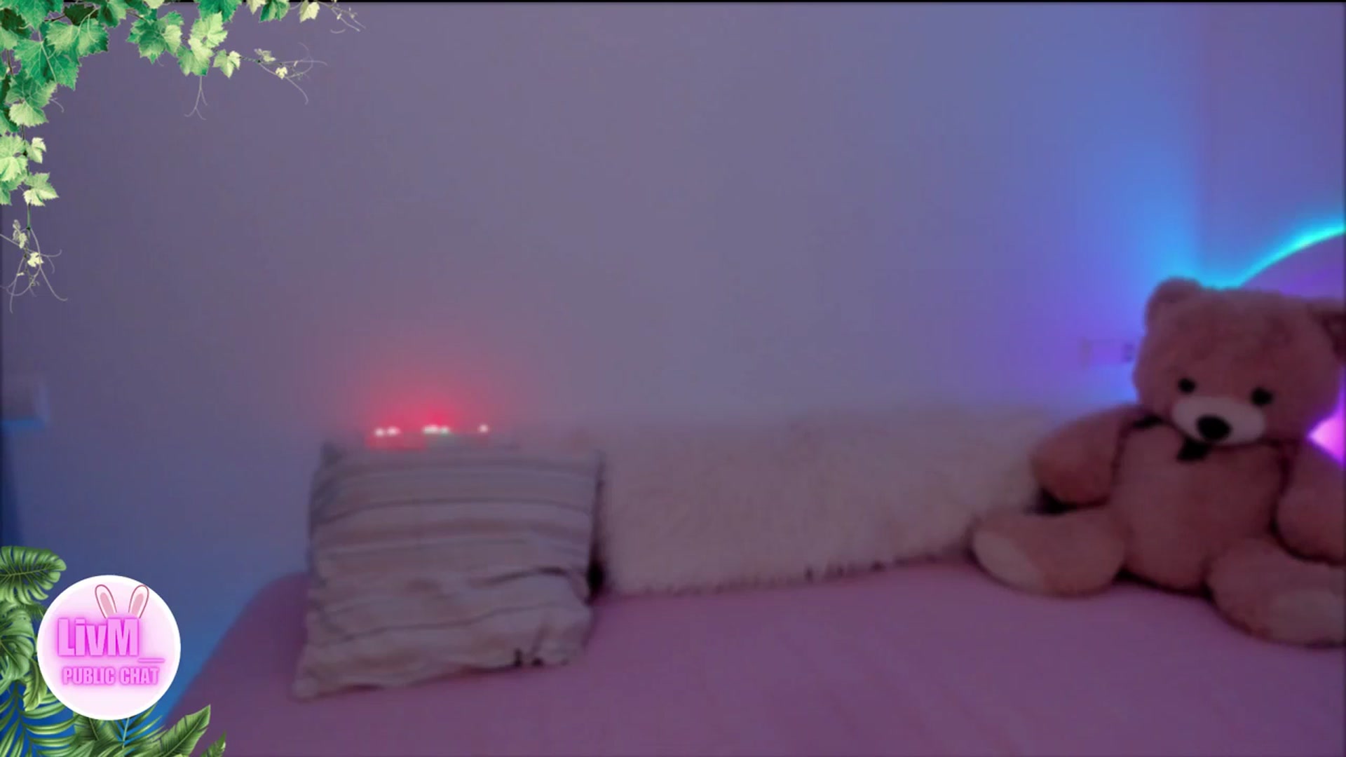 Gallery image thumbnail from LivM_'s myfreecams stream on, 01/30/2025, 09:18 image 8 of 20