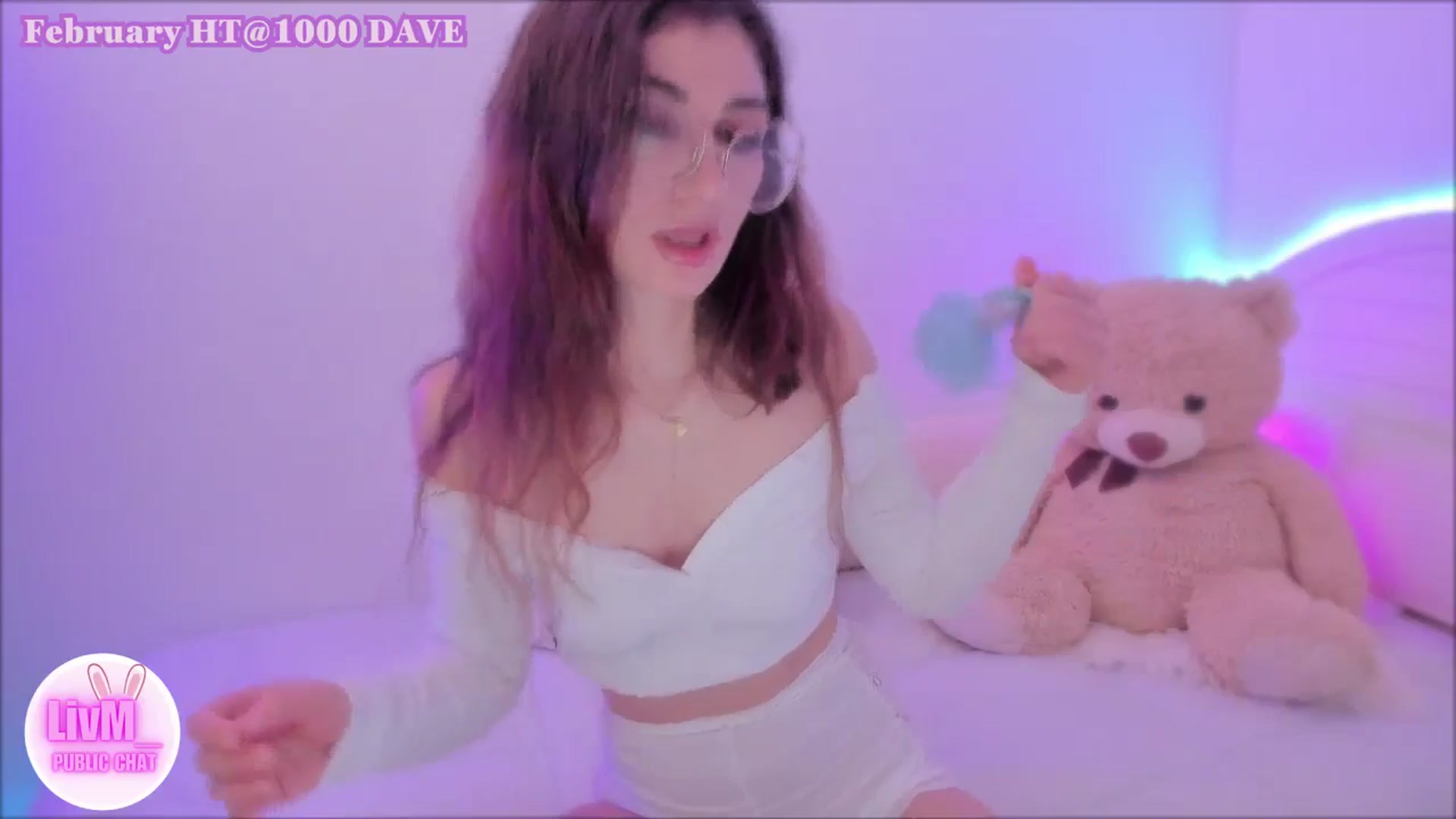 Gallery image thumbnail from LivM_'s myfreecams stream on, 02/16/2025, 09:32 image 5 of 20