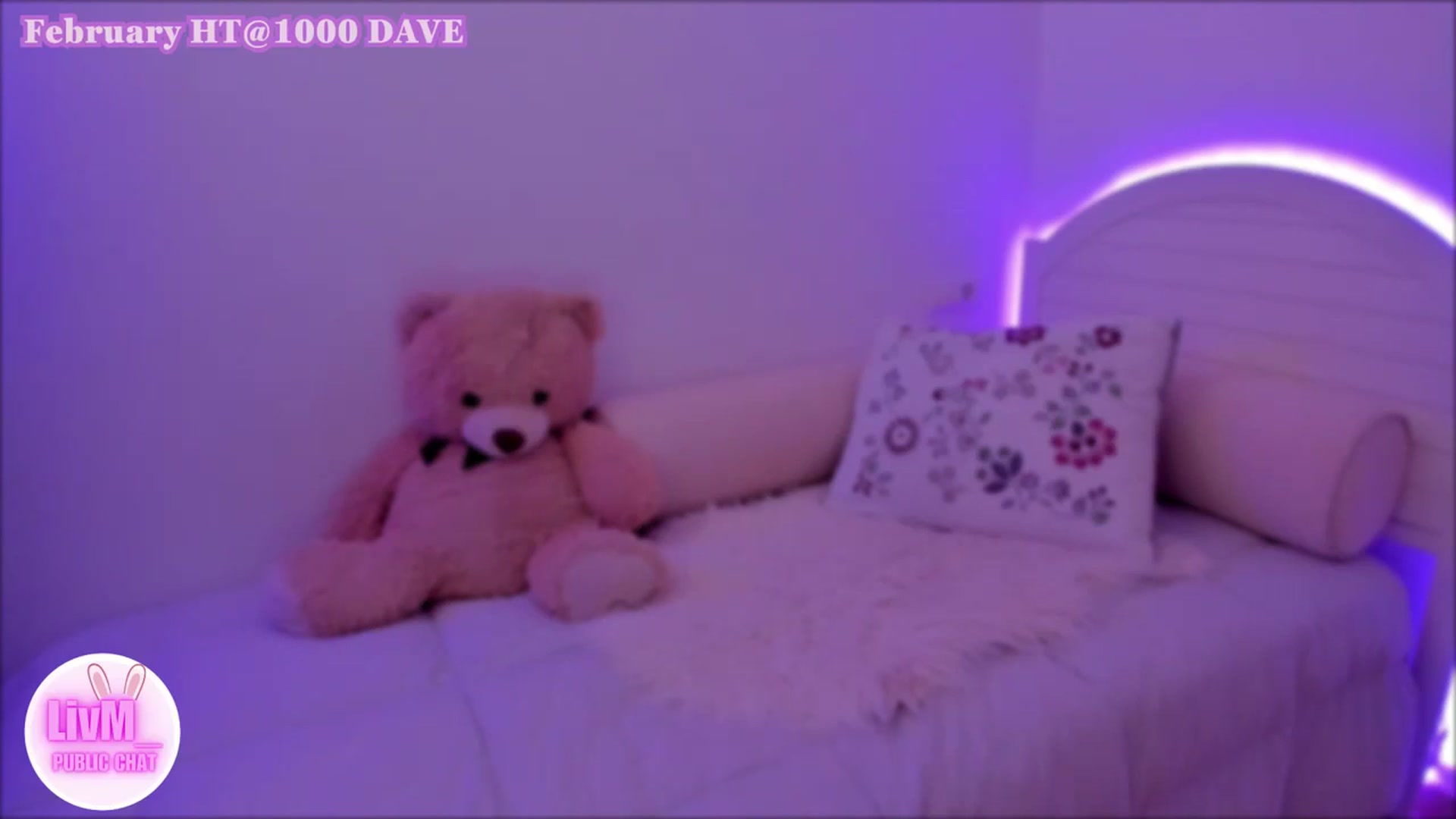 Gallery image thumbnail from LivM_'s myfreecams stream on, 02/18/2025, 08:21 image 10 of 20