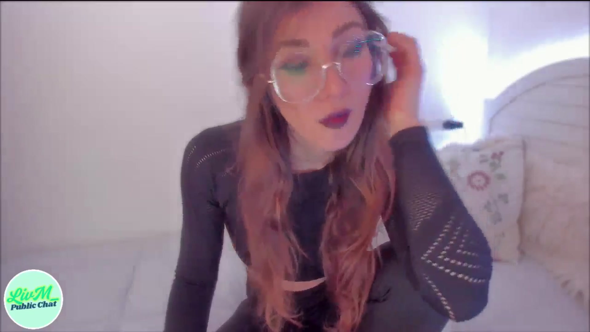 Gallery image thumbnail from LivM_'s myfreecams stream on, 03/09/2025, 11:00 image 15 of 20
