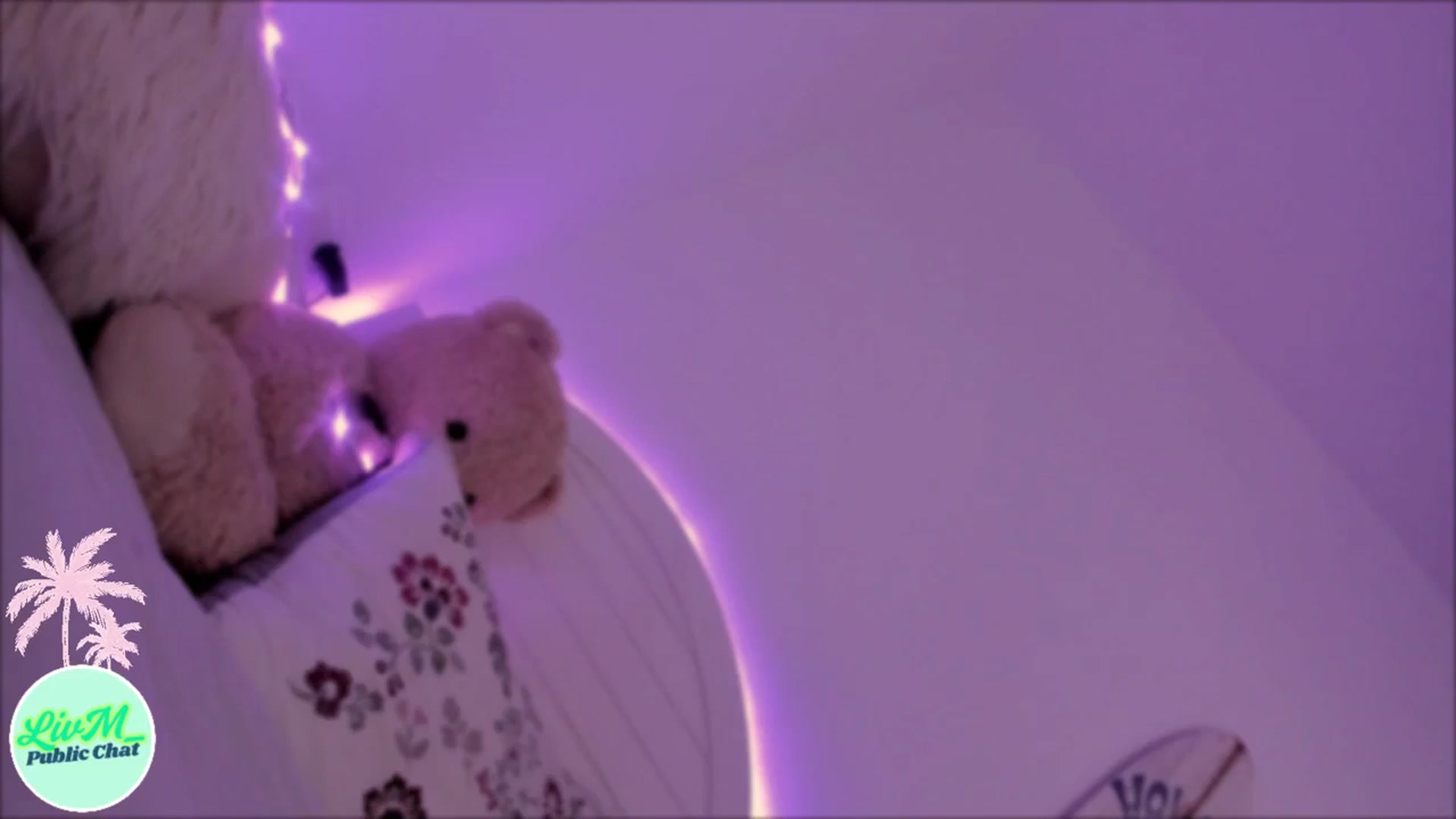 Gallery image thumbnail from LivM_'s myfreecams stream on, 03/27/2025, 09:05 image 10 of 20