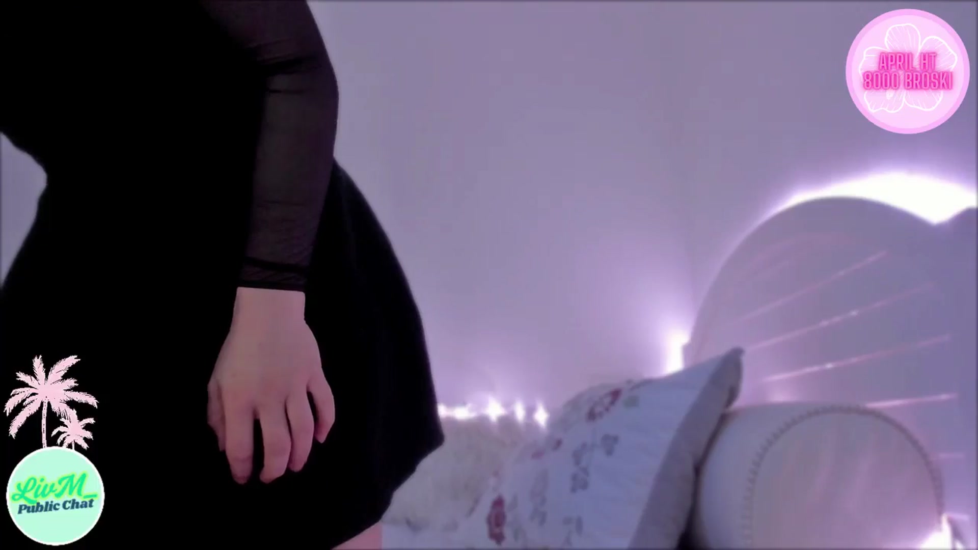Gallery image thumbnail from LivM_'s myfreecams stream on, 04/03/2025, 09:05 image 19 of 20