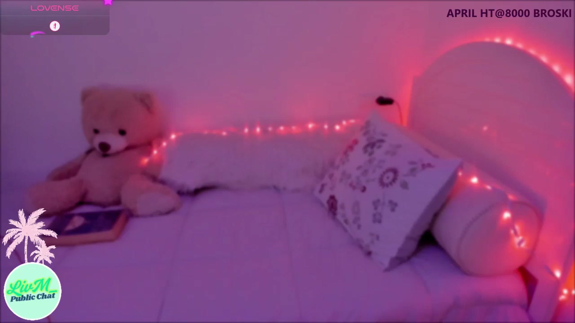 Gallery image thumbnail from LivM_'s myfreecams stream on, 04/03/2025, 09:05 image 5 of 20