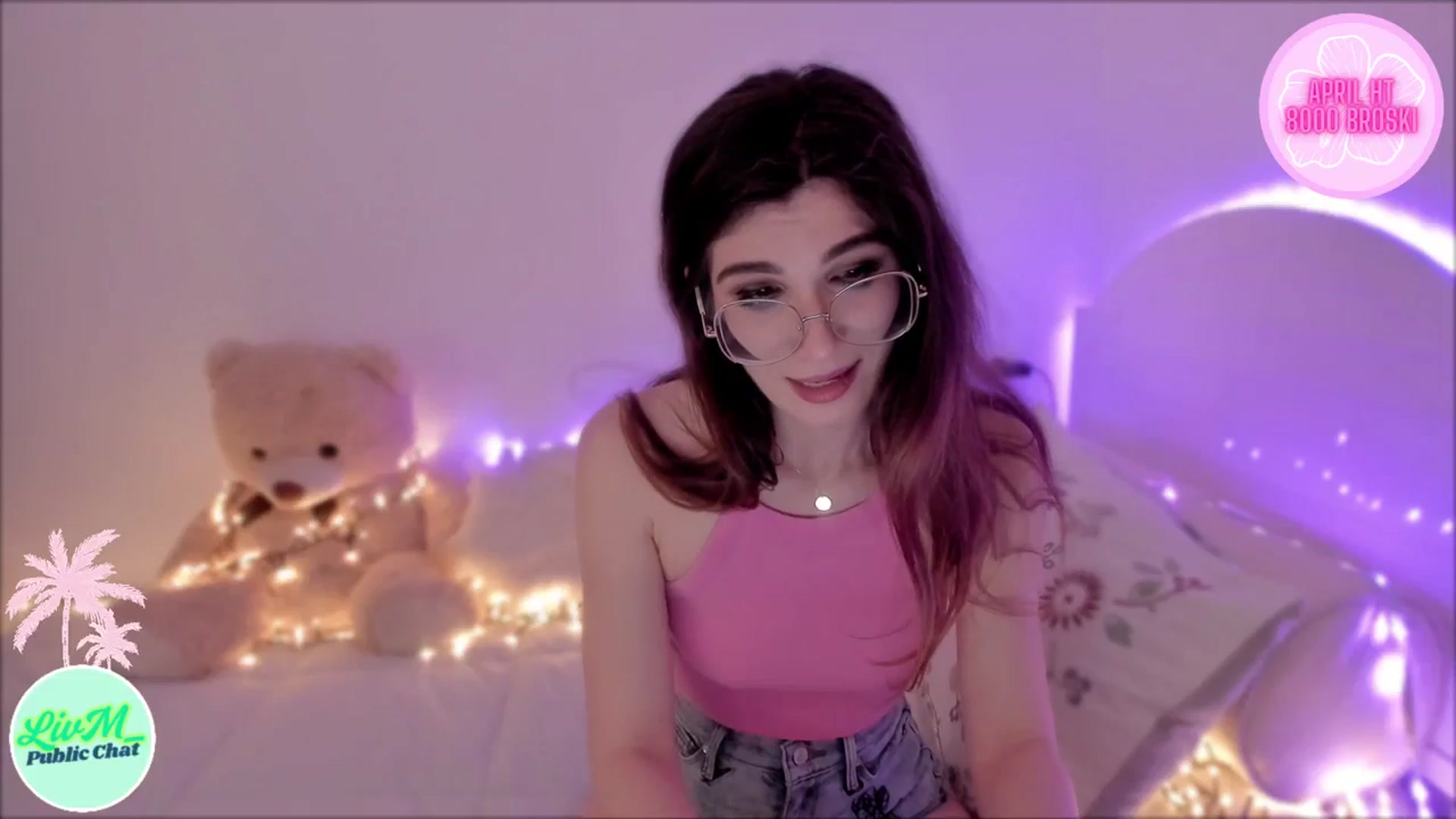 Gallery image thumbnail from LivM_'s myfreecams stream on, 04/04/2025, 07:40 image 11 of 20