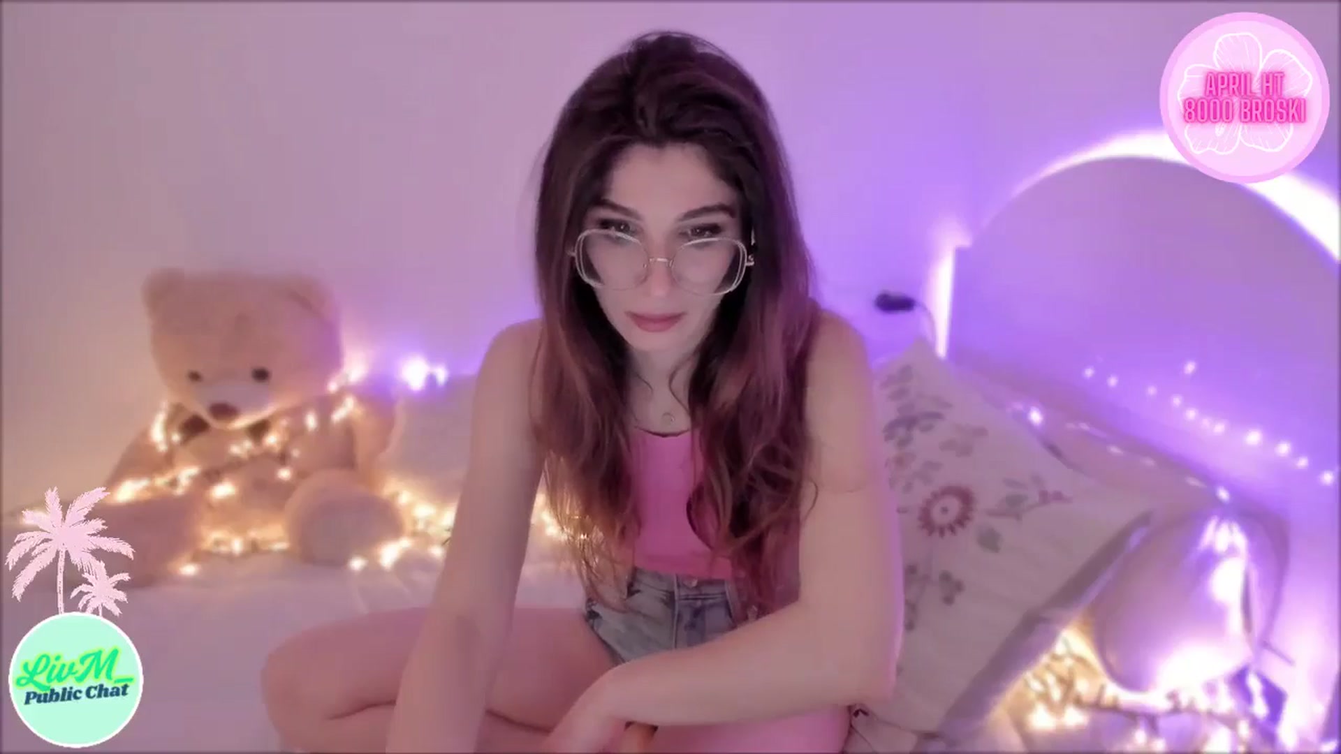 Gallery image thumbnail from LivM_'s myfreecams stream on, 04/04/2025, 07:40 image 4 of 20