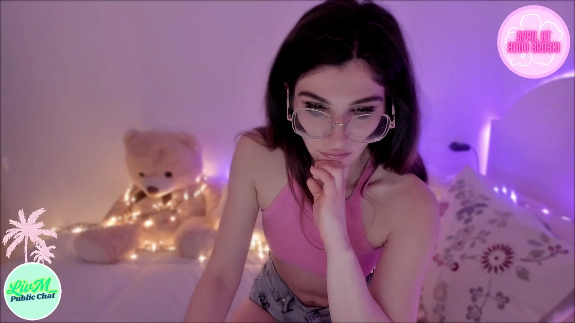 Gallery image thumbnail from LivM_'s myfreecams stream on, 04/04/2025, 11:49 image 6 of 20