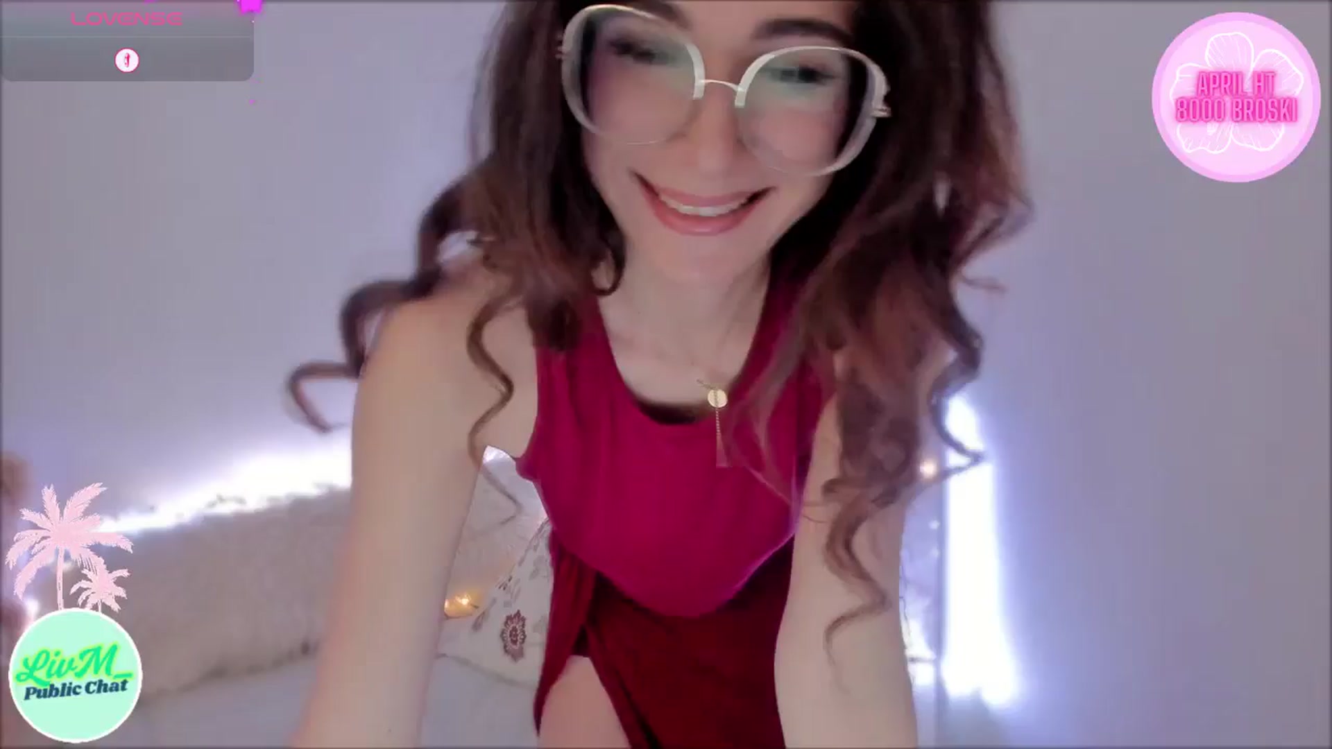 Gallery image thumbnail from LivM_'s myfreecams stream on, 04/06/2025, 09:16 image 1 of 20