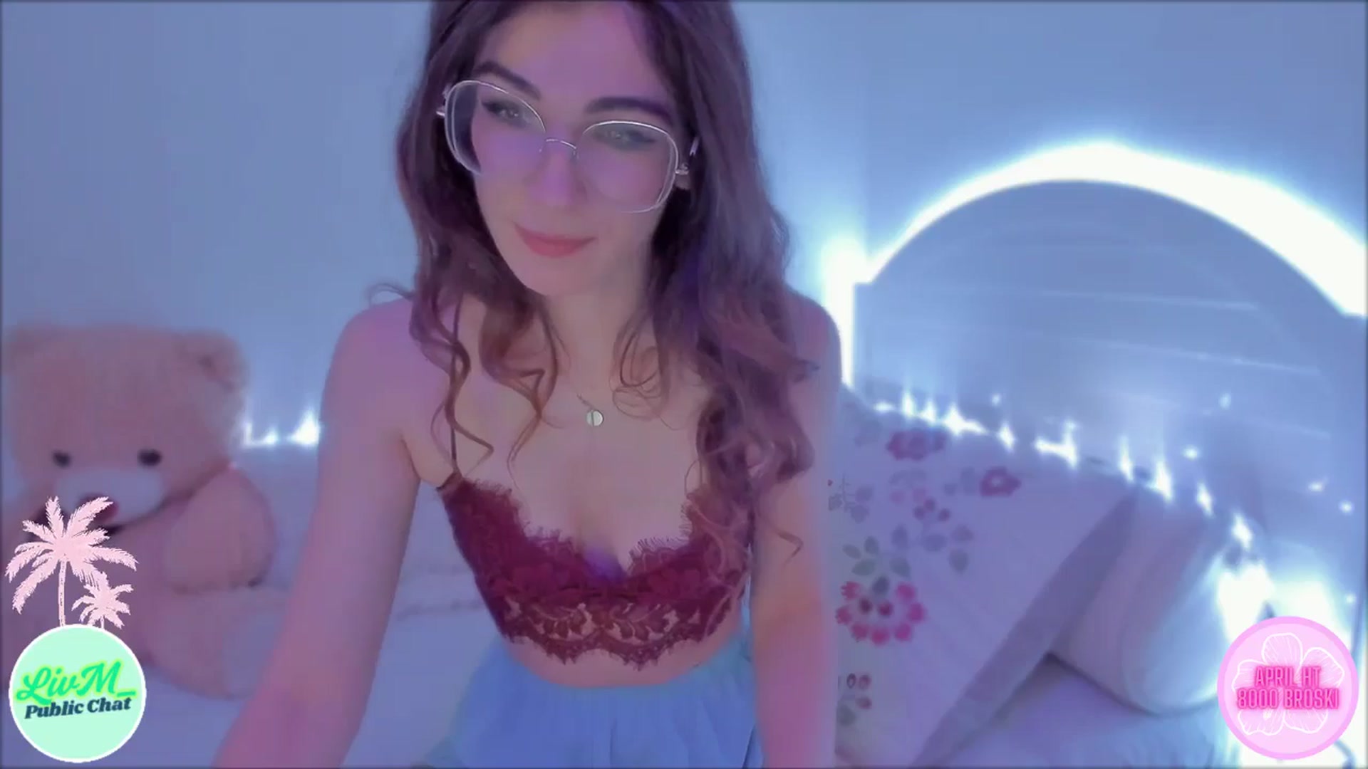 Gallery image thumbnail from LivM_'s myfreecams stream on, 04/08/2025, 09:11 image 4 of 20