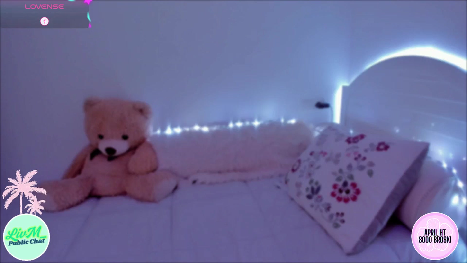 Gallery image thumbnail from LivM_'s myfreecams stream on, 04/09/2025, 08:46 image 4 of 20