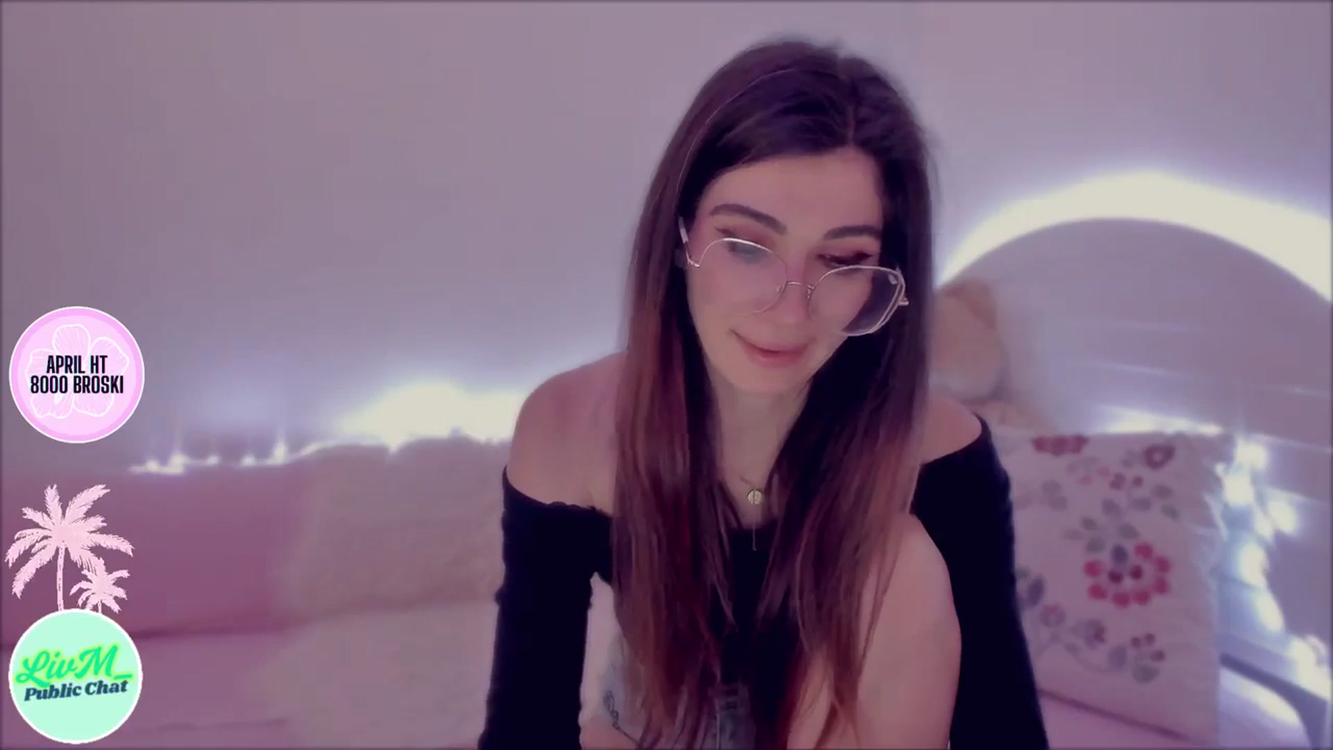 Gallery image thumbnail from LivM_'s myfreecams stream on, 04/21/2025, 08:59 image 19 of 20