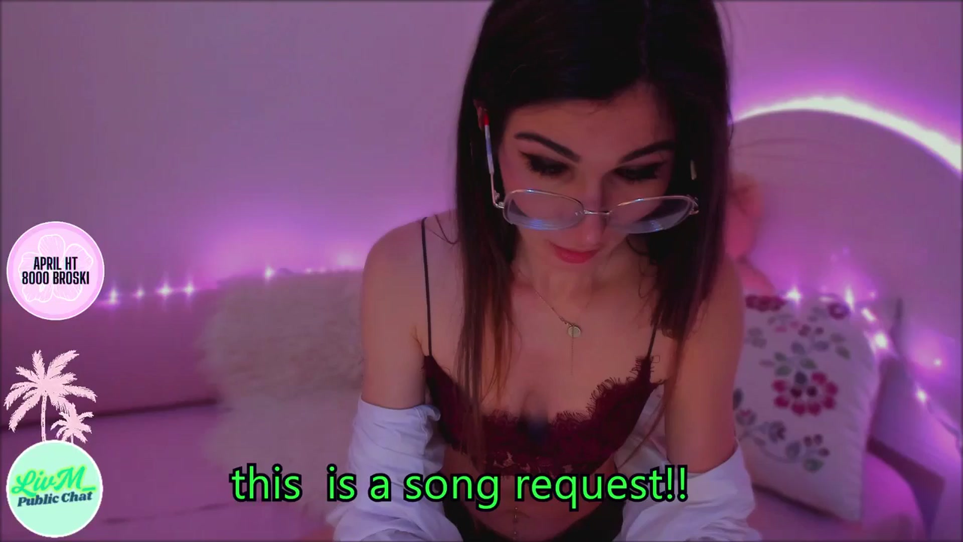 Gallery image thumbnail from LivM_'s myfreecams stream on, 04/27/2025, 08:30 image 1 of 20