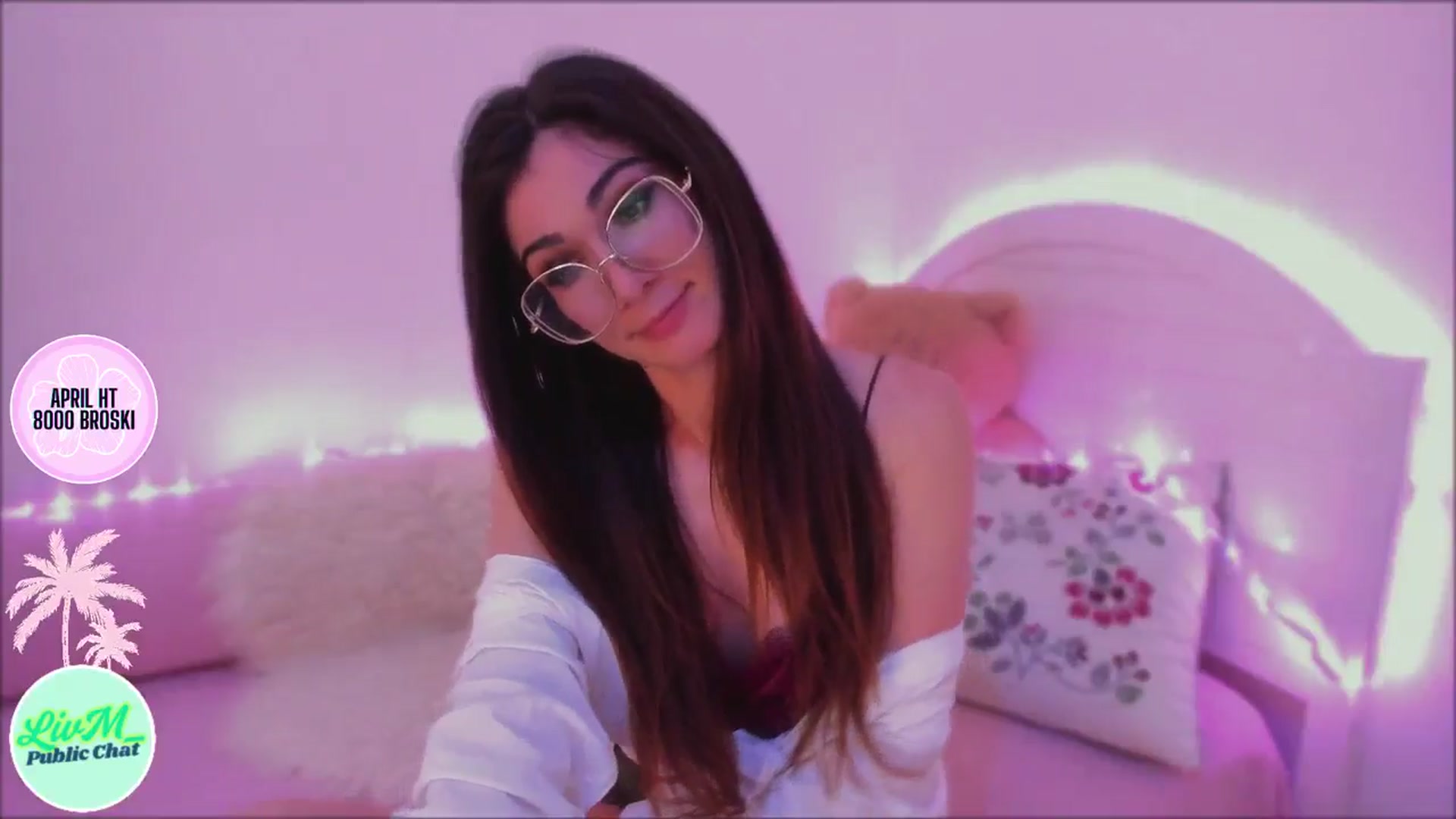 Gallery image thumbnail from LivM_'s myfreecams stream on, 04/27/2025, 08:30 image 19 of 20