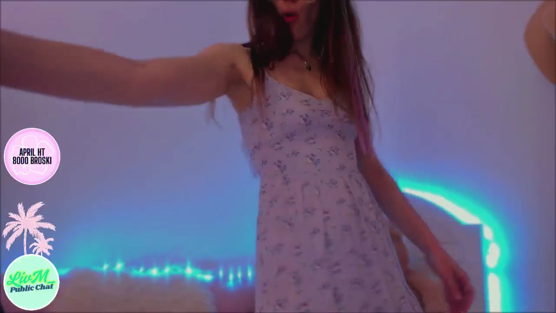 Gallery image thumbnail from LivM_'s myfreecams stream on, 04/29/2025, 08:29 image 3 of 20