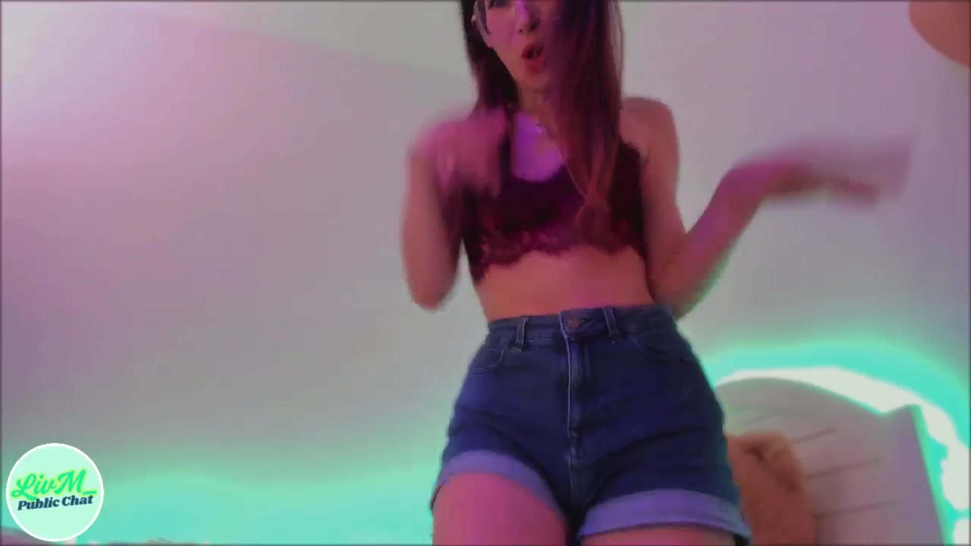 Gallery image thumbnail from LivM_'s myfreecams stream on, 04/30/2025, 09:41 image 2 of 20