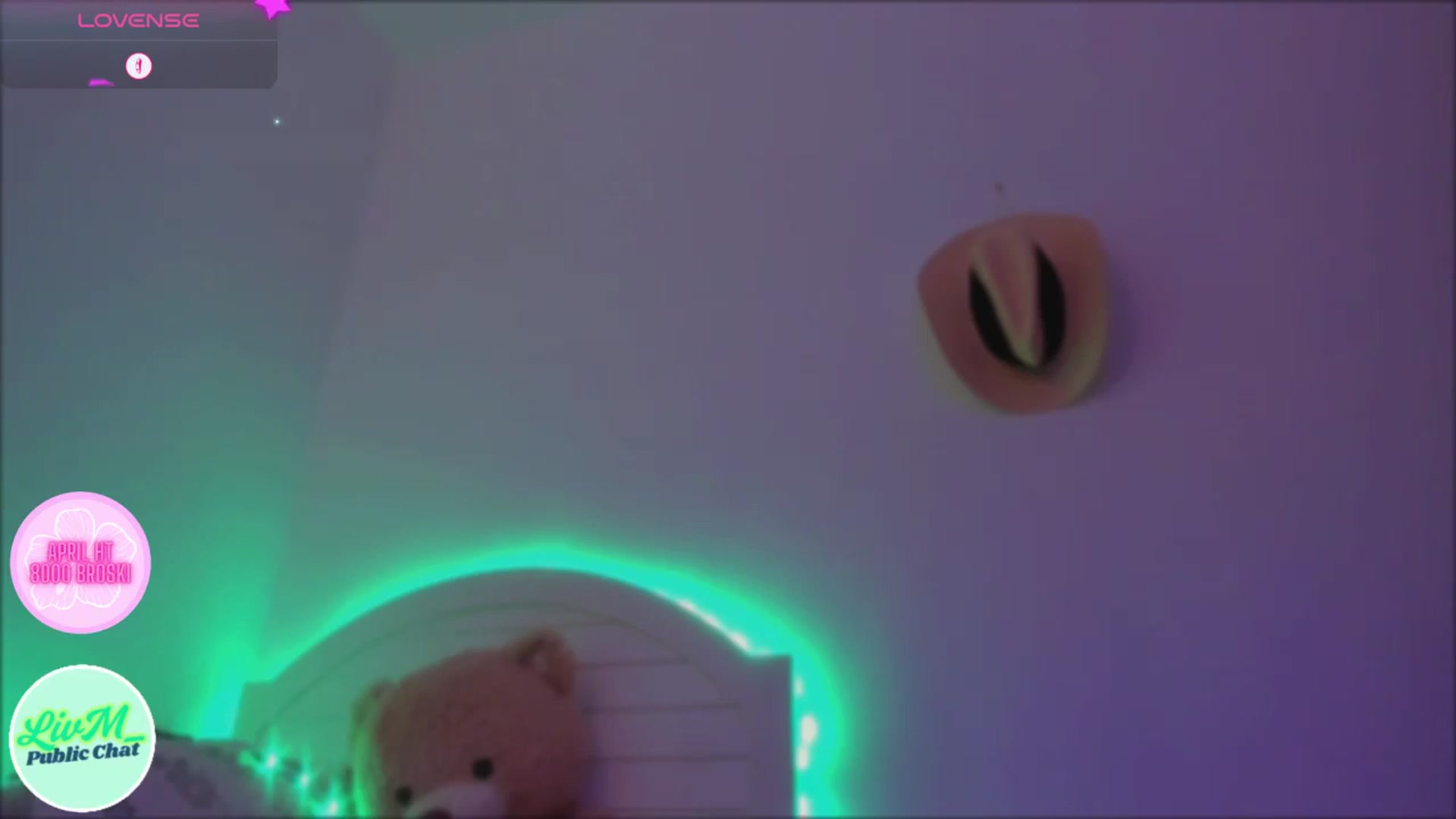 Gallery image thumbnail from LivM_'s myfreecams stream on, 04/30/2025, 09:41 image 6 of 20