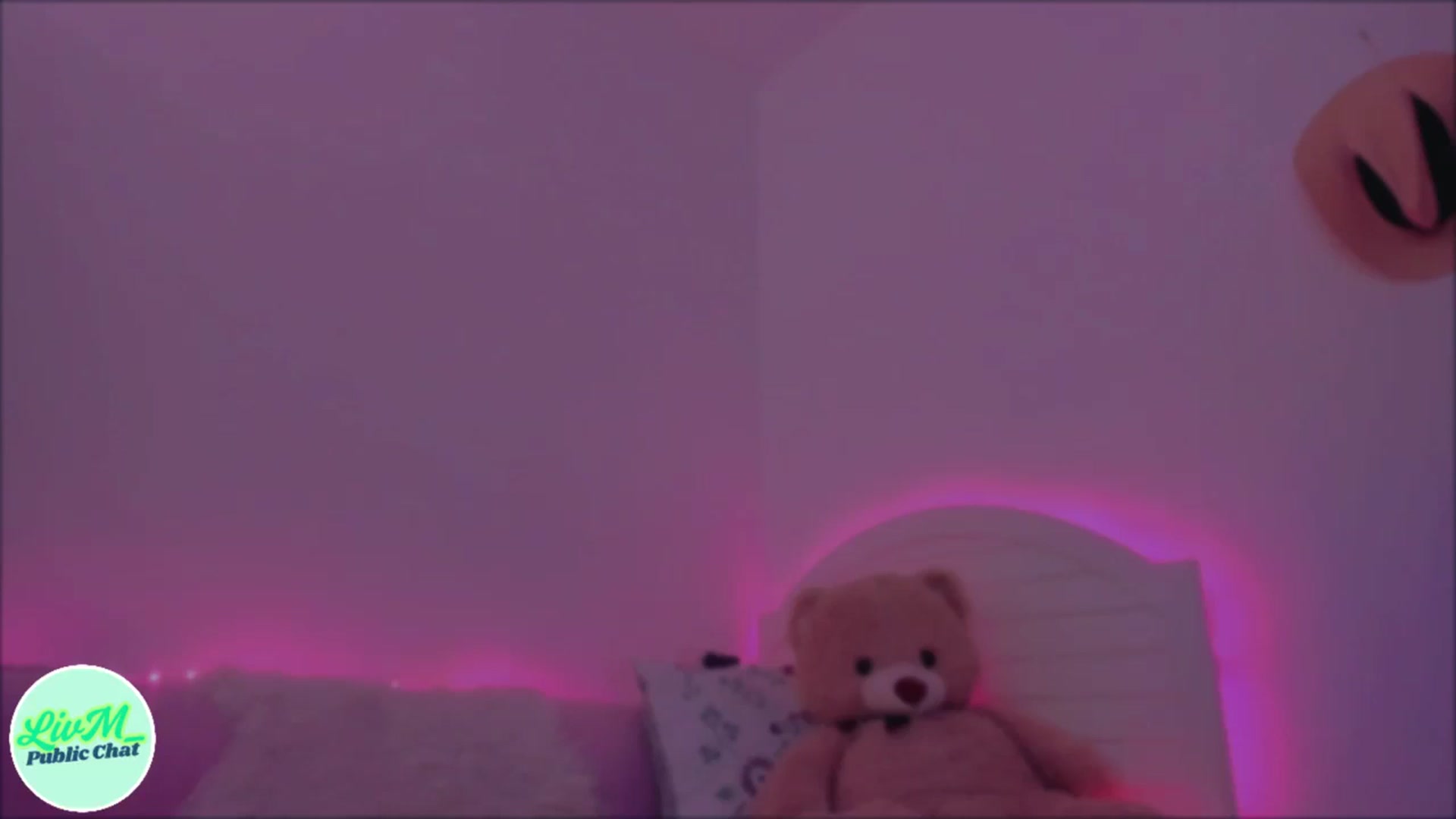 Gallery image thumbnail from LivM_'s myfreecams stream on, 05/08/2025, 08:24 image 8 of 20