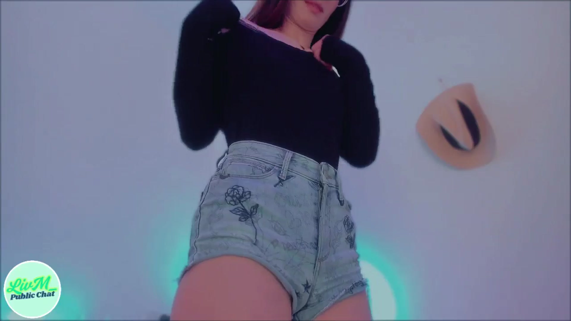 Gallery image thumbnail from LivM_'s myfreecams stream on, 05/09/2025, 08:47 image 4 of 20