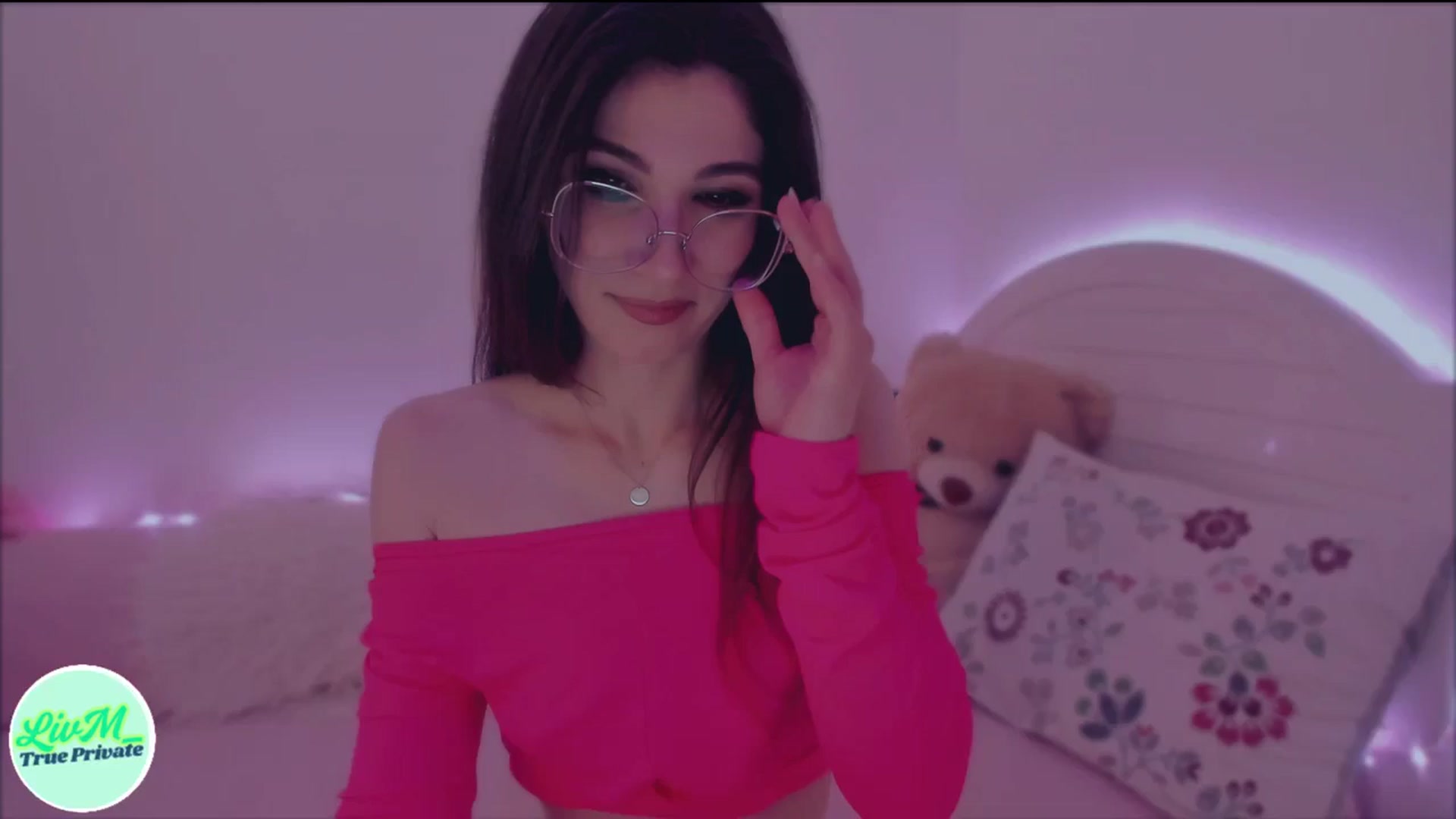 Gallery image thumbnail from LivM_'s myfreecams stream on, 05/11/2025, 08:48 image 6 of 20