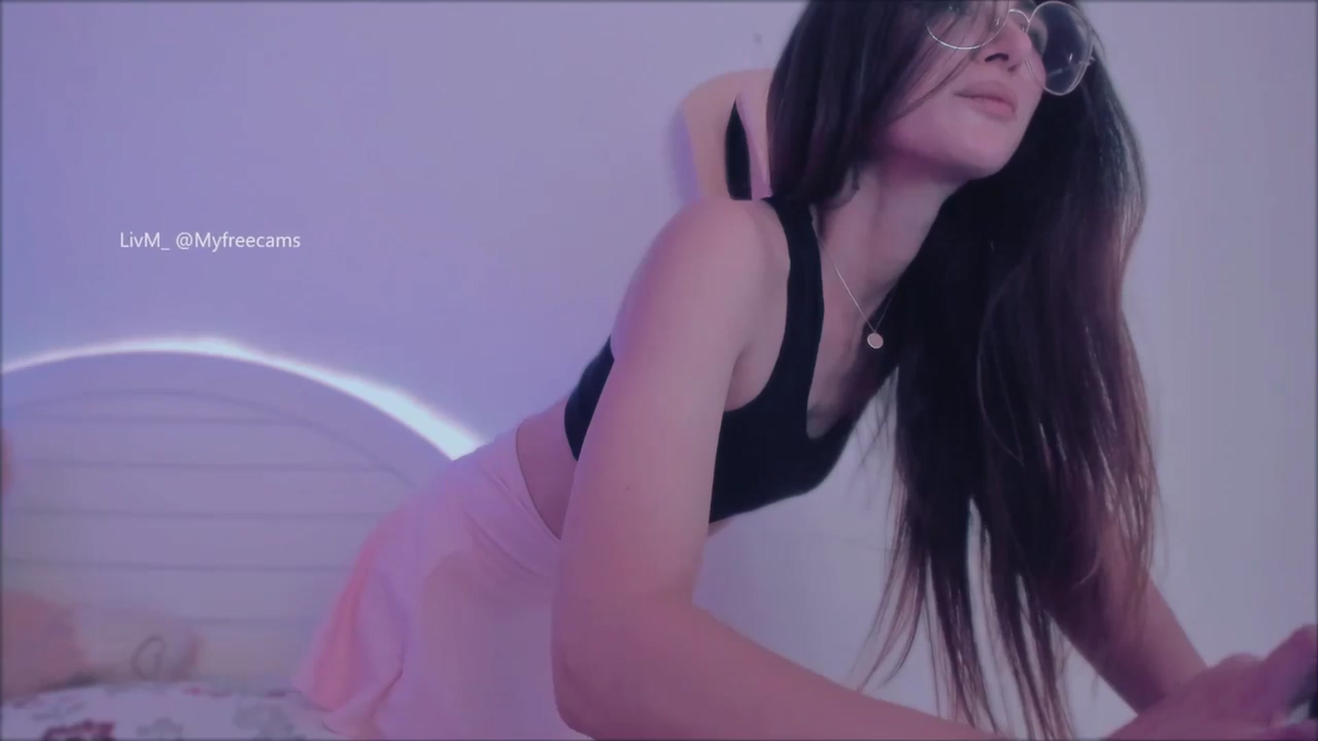 Gallery image thumbnail from LivM_'s myfreecams stream on, 05/30/2025, 08:38 image 9 of 20