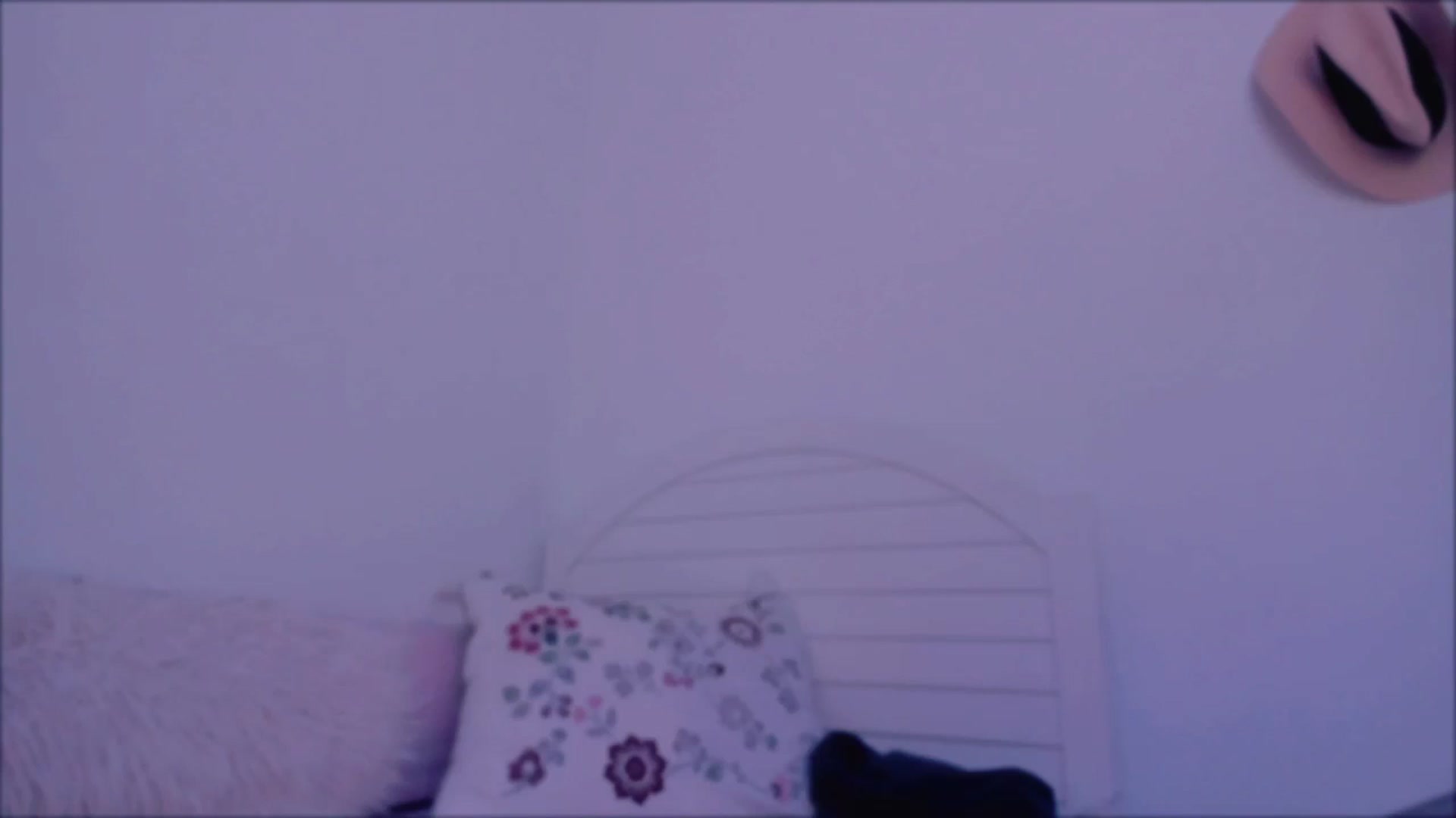 Gallery image thumbnail from LivM_'s myfreecams stream on, 06/01/2025, 07:18 image 11 of 20