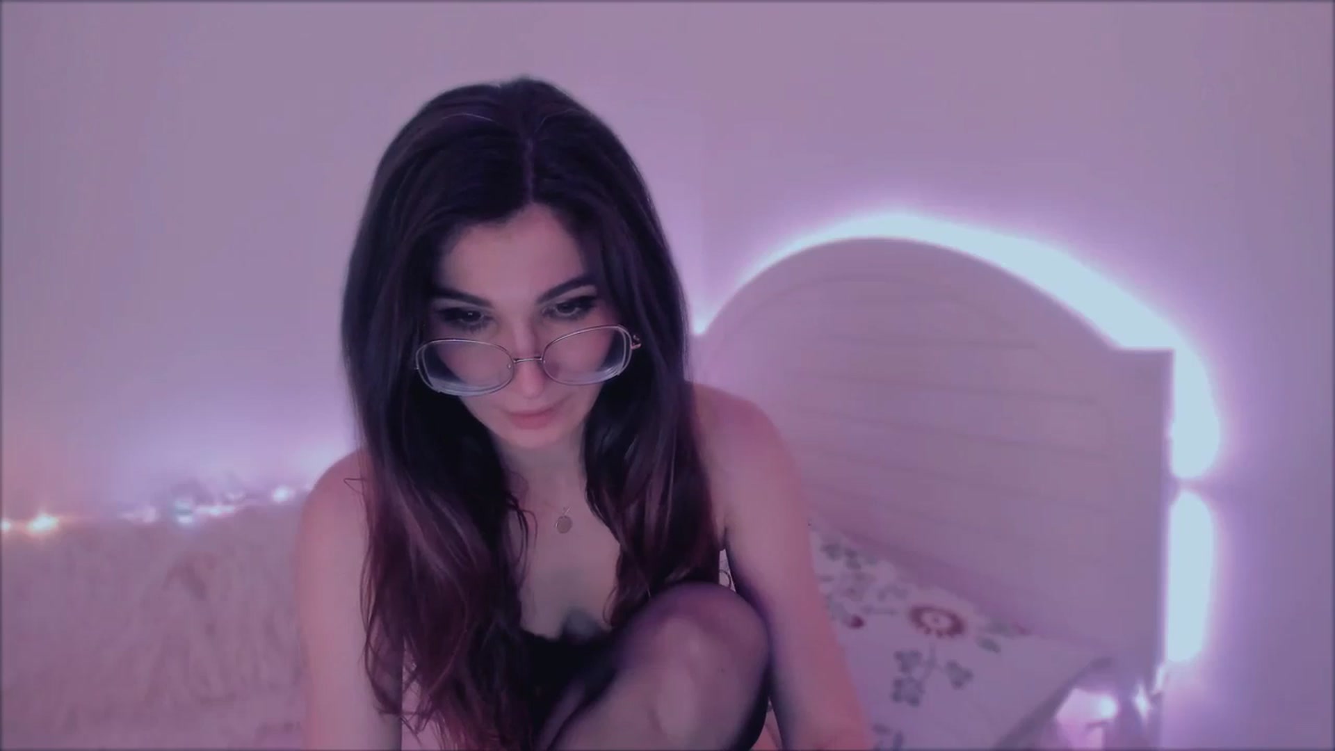 Gallery image thumbnail from LivM_'s myfreecams stream on, 06/01/2025, 08:45 image 3 of 20