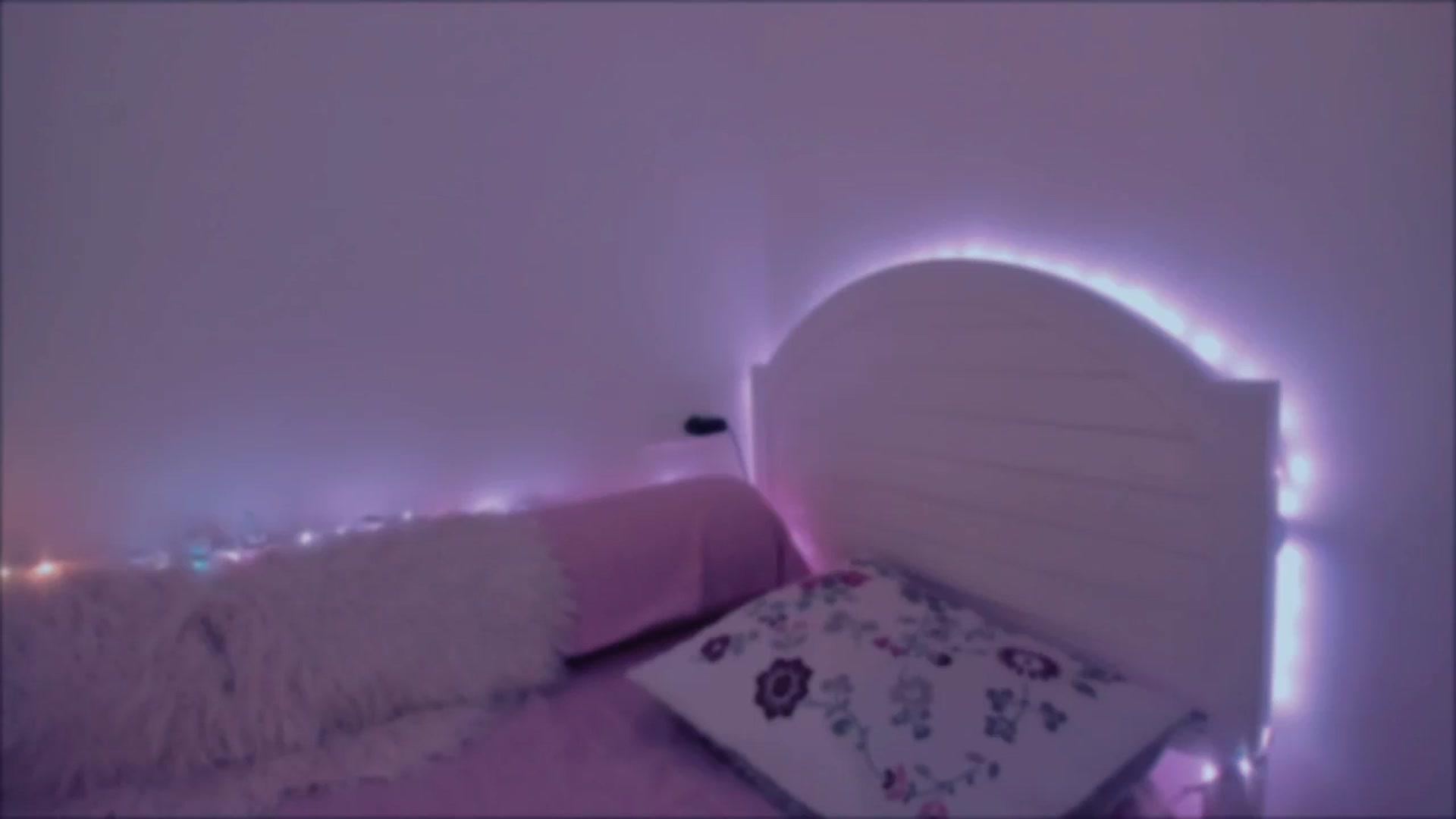Gallery image thumbnail from LivM_'s myfreecams stream on, 06/01/2025, 08:45 image 15 of 20