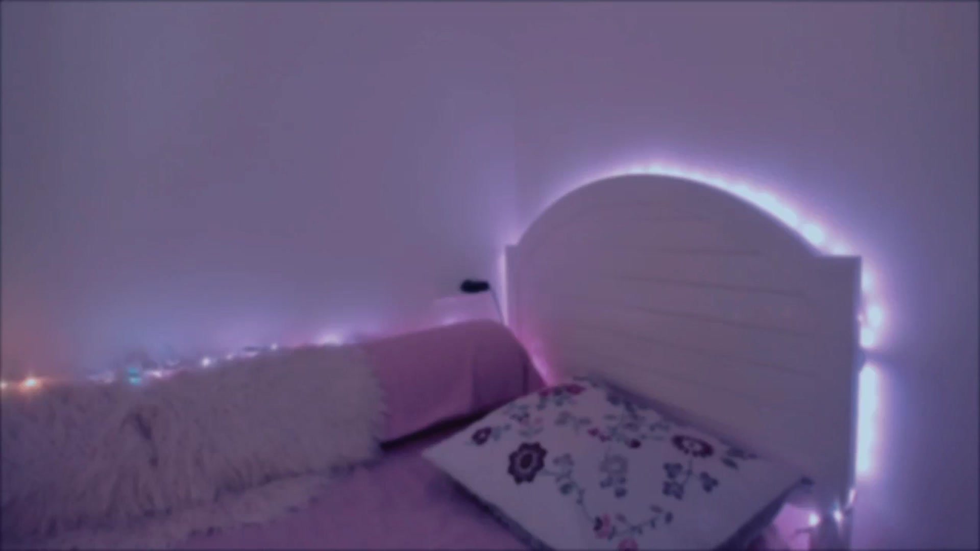 Gallery image thumbnail from LivM_'s myfreecams stream on, 06/01/2025, 08:45 image 16 of 20