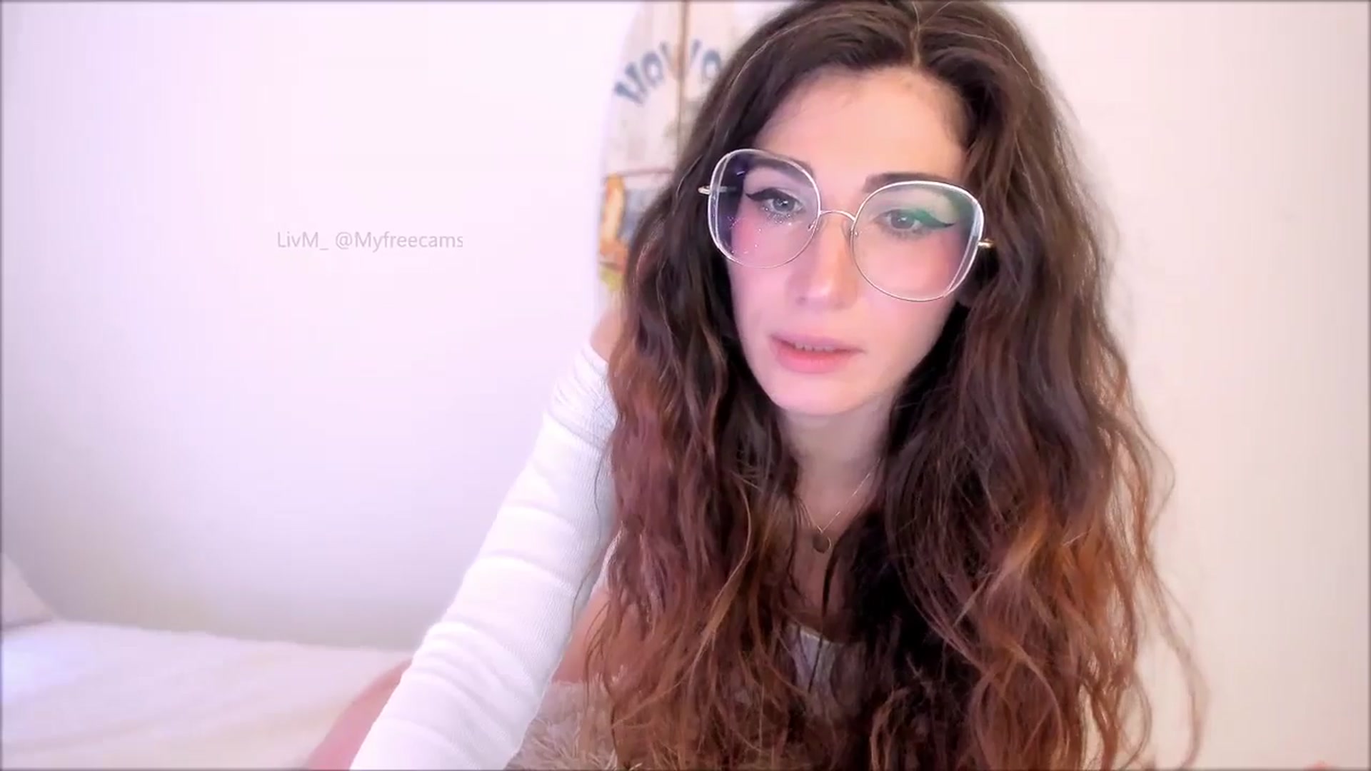 Gallery image thumbnail from LivM_'s myfreecams stream on, 06/20/2025, 08:21 image 5 of 20