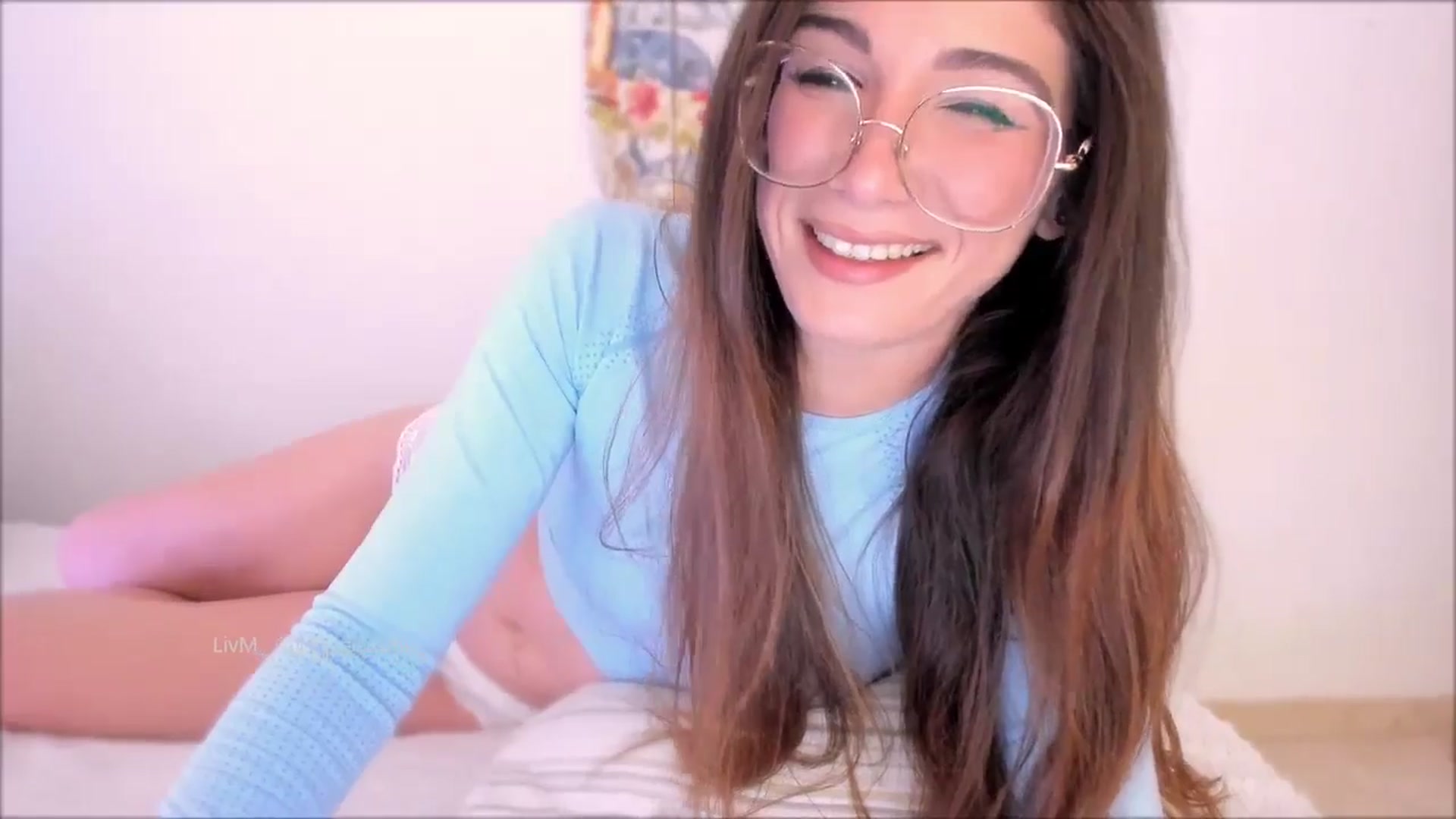 Gallery image thumbnail from LivM_'s myfreecams stream on, 06/23/2025, 08:46 image 2 of 20