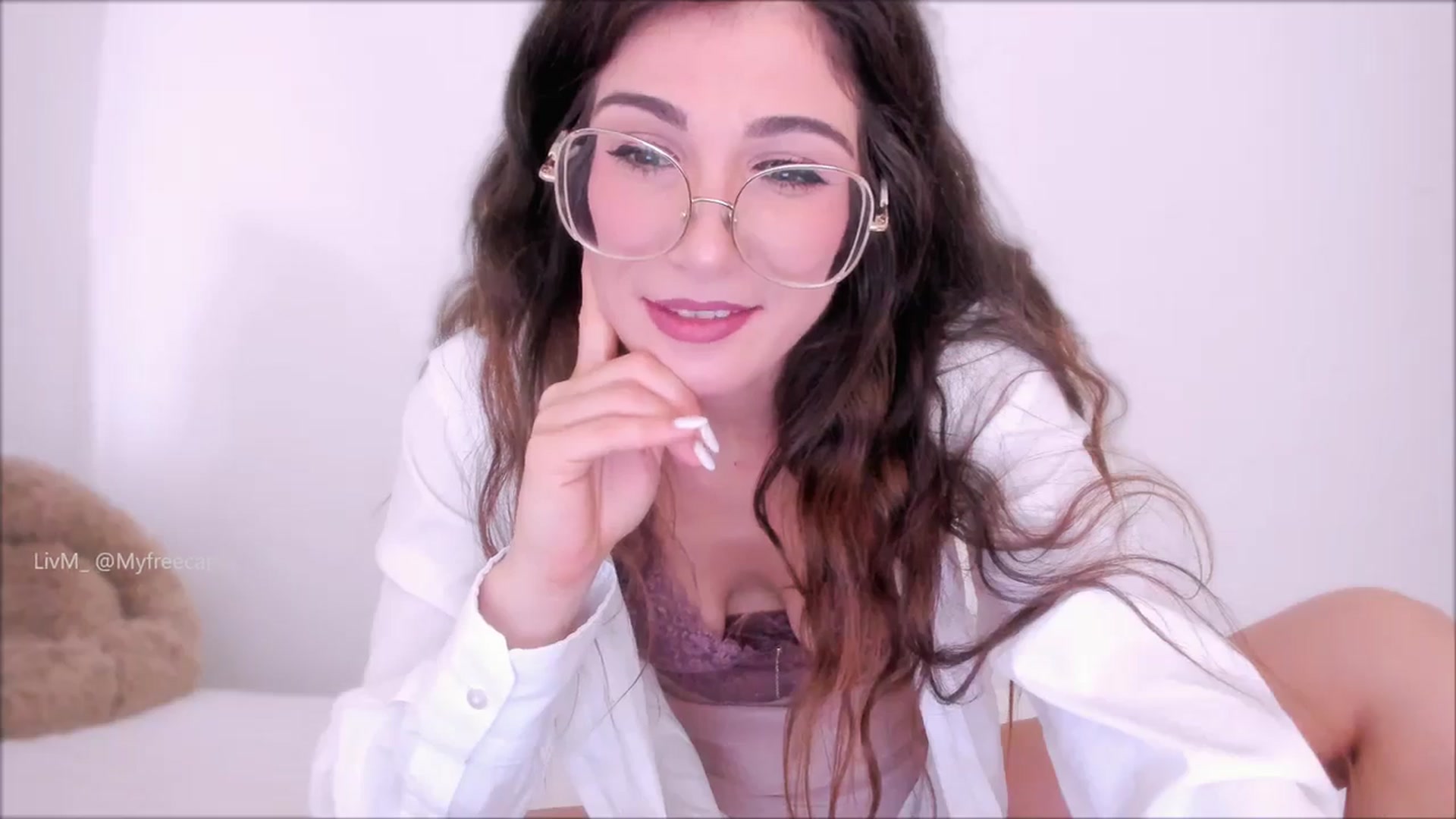 Gallery image thumbnail from LivM_'s myfreecams stream on, 07/23/2025, 08:52 image 2 of 20