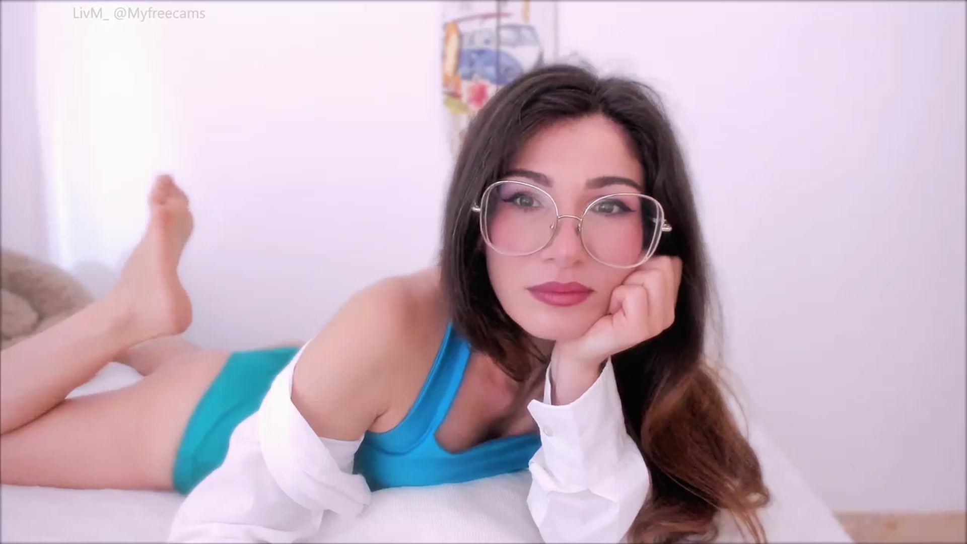 Gallery image thumbnail from LivM_'s myfreecams stream on, 07/25/2025, 08:19 image 3 of 20