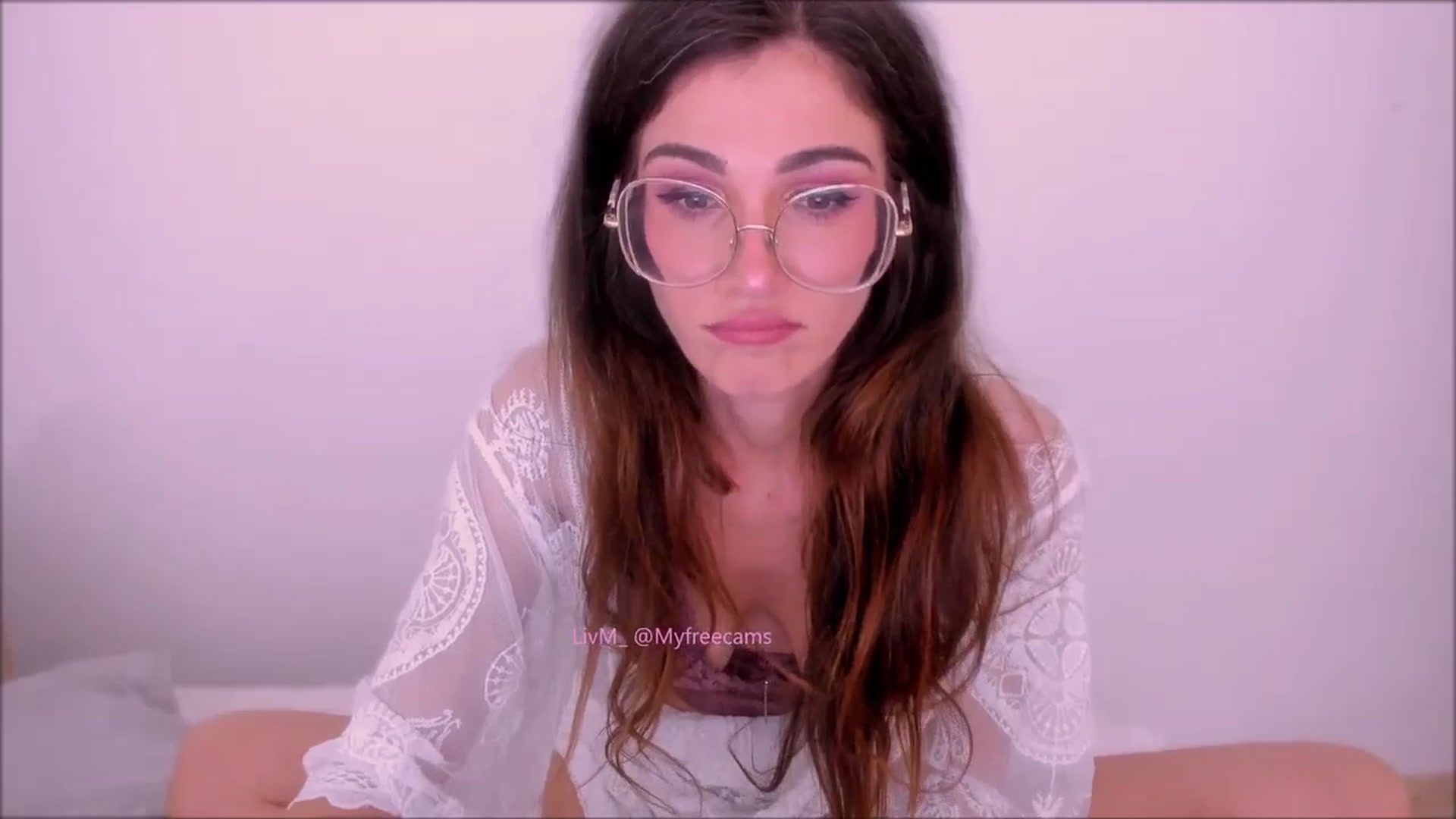 Gallery image thumbnail from LivM_'s myfreecams stream on, 08/01/2025, 07:48 image 5 of 20