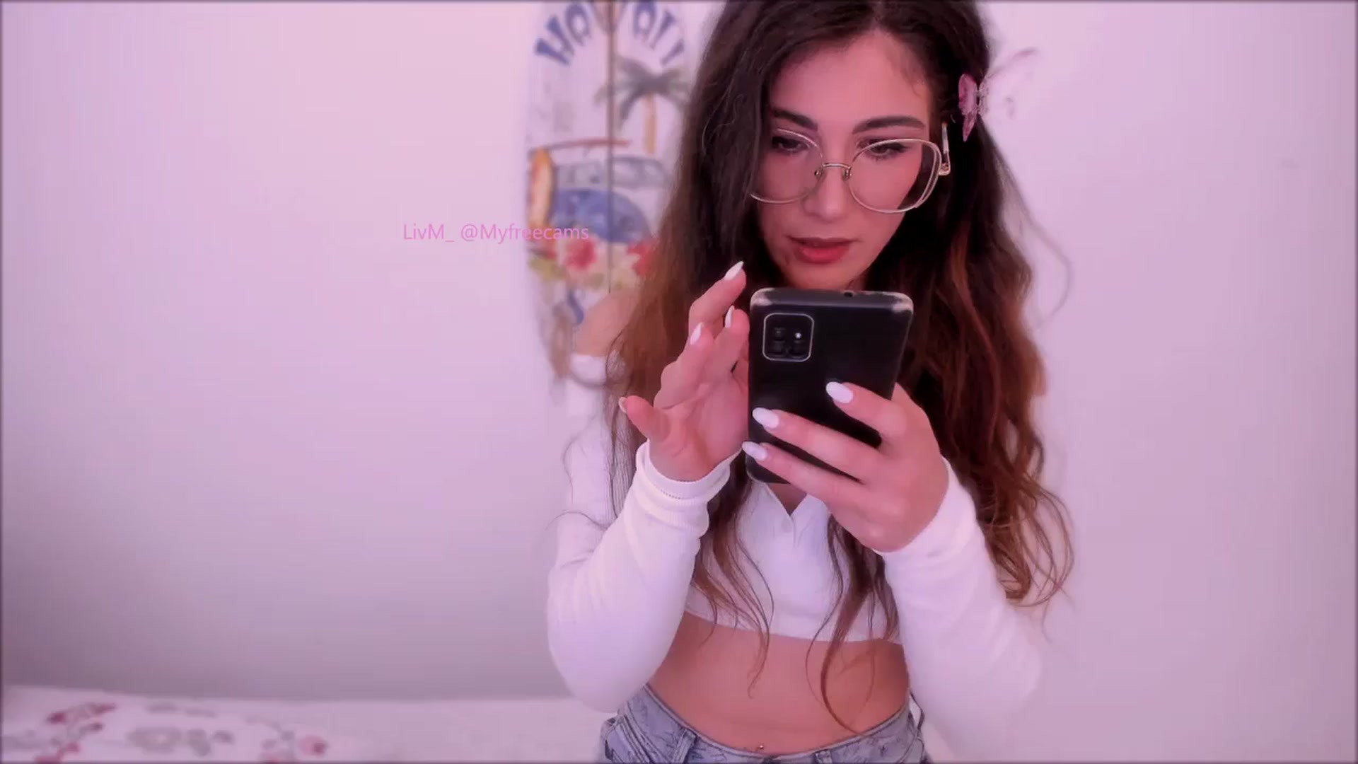 Gallery image thumbnail from LivM_'s myfreecams stream on, 08/10/2025, 07:15 image 18 of 20