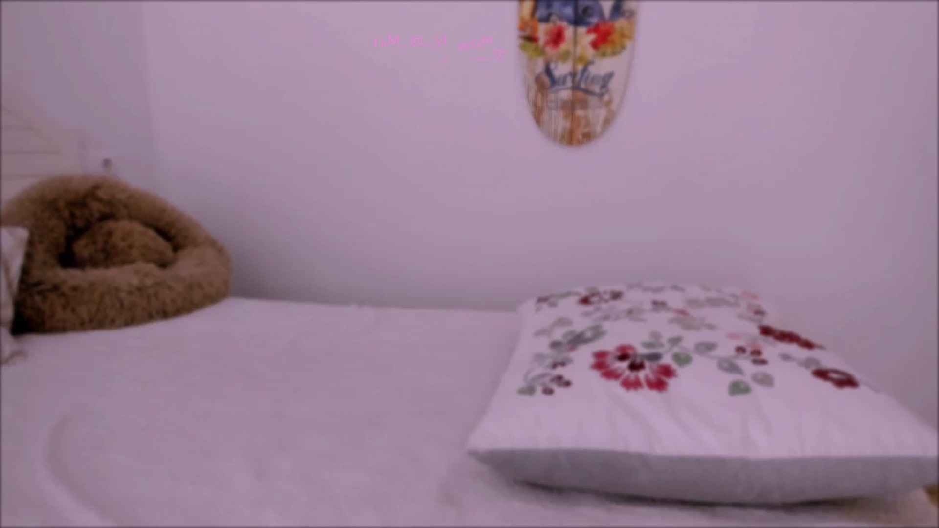 Gallery image thumbnail from LivM_'s myfreecams stream on, 08/11/2025, 07:40 image 12 of 20