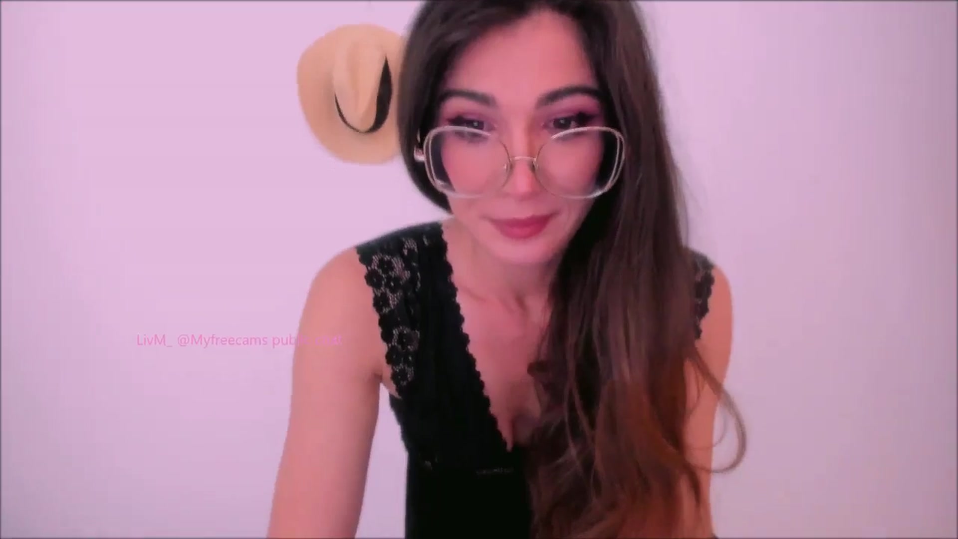 Gallery image thumbnail from LivM_'s myfreecams stream on, 09/16/2025, 07:23 image 18 of 20