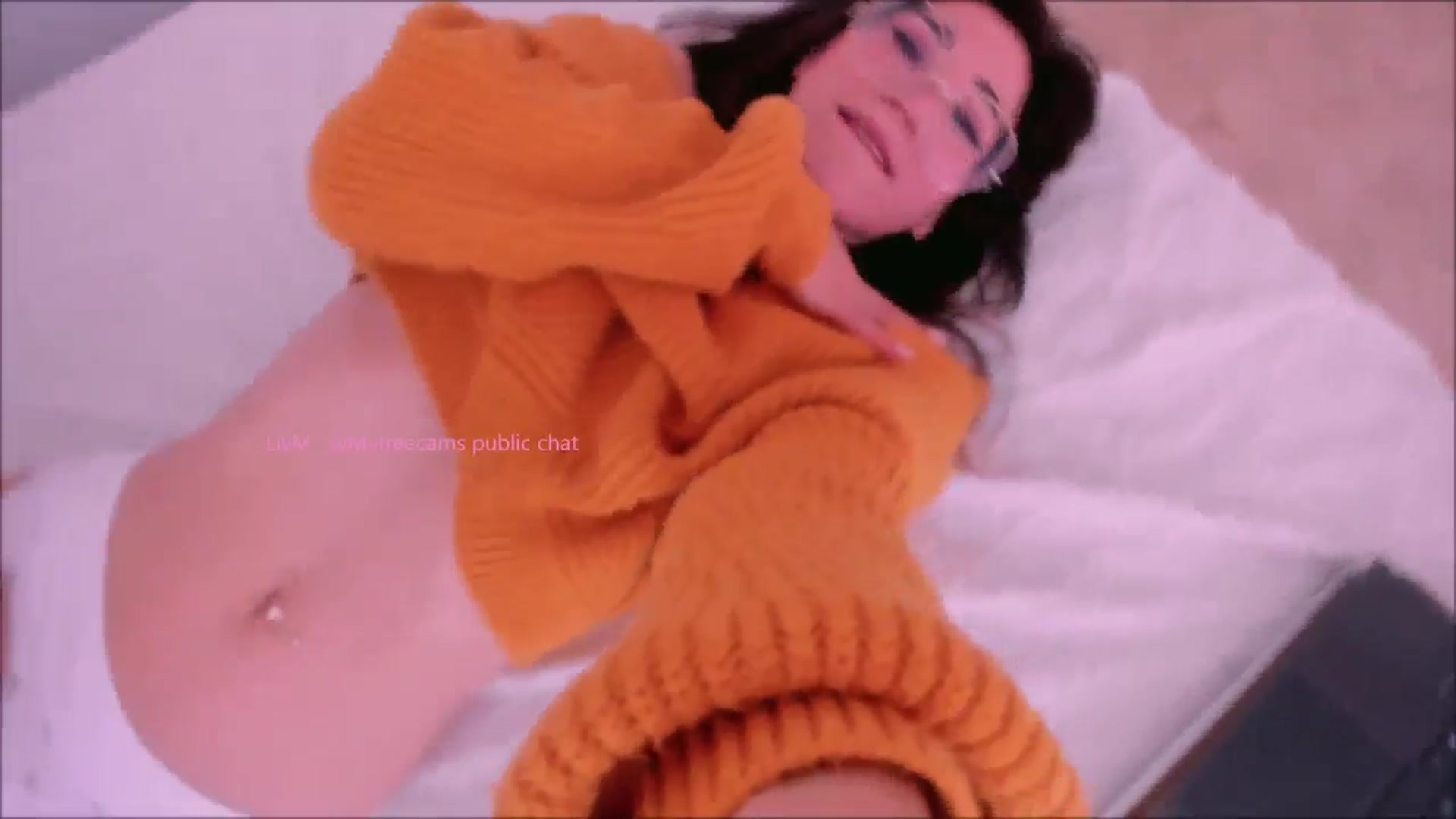 Gallery image thumbnail from LivM_'s myfreecams stream on, 09/28/2025, 08:32 image 6 of 20