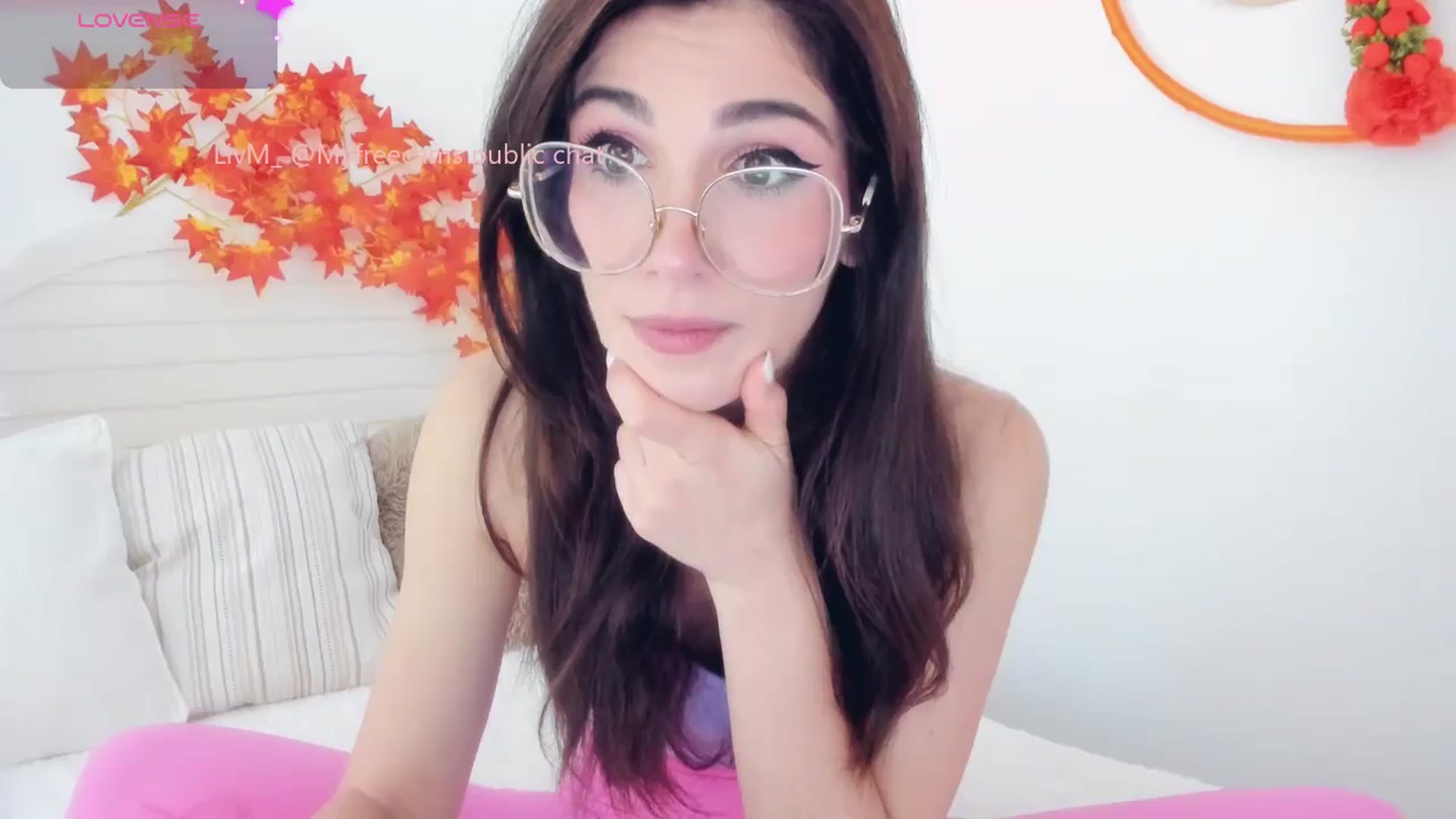 Gallery image thumbnail from LivM_'s myfreecams stream on, 10/02/2025, 08:24 image 7 of 20