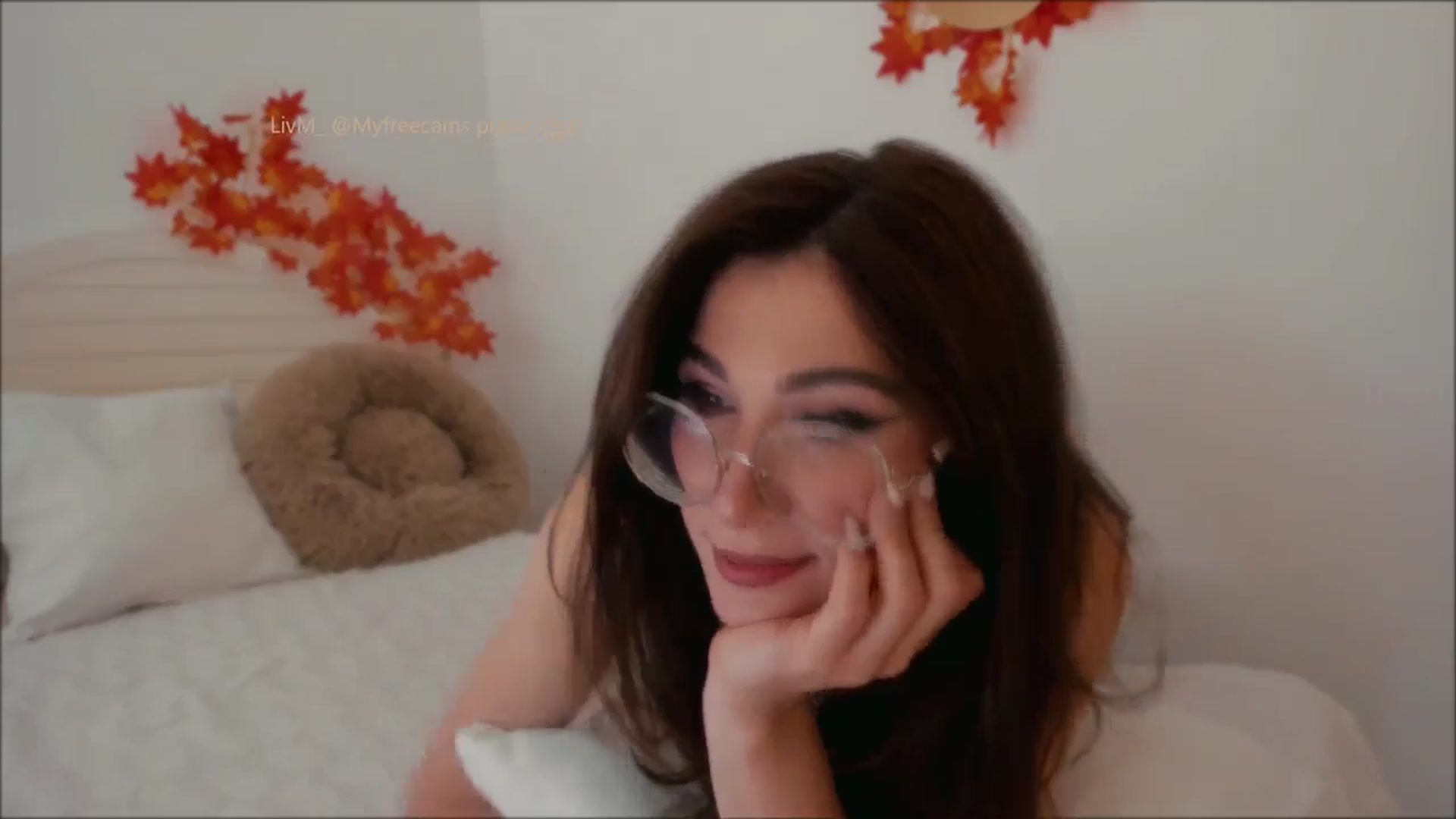 Gallery image thumbnail from LivM_'s myfreecams stream on, 10/13/2025, 09:19 image 3 of 20