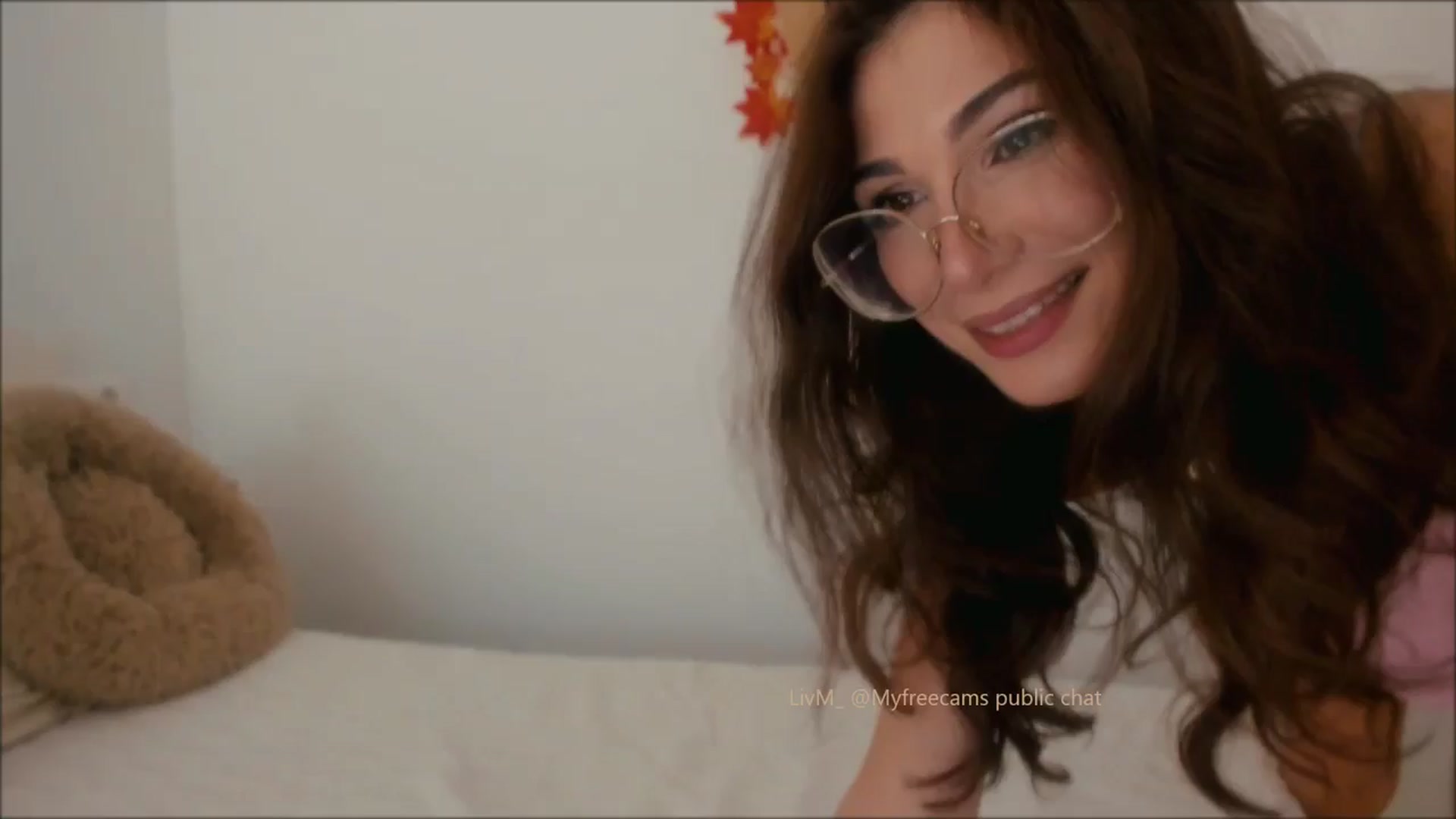 Gallery image thumbnail from LivM_'s myfreecams stream on, 10/18/2025, 06:53 image 19 of 20