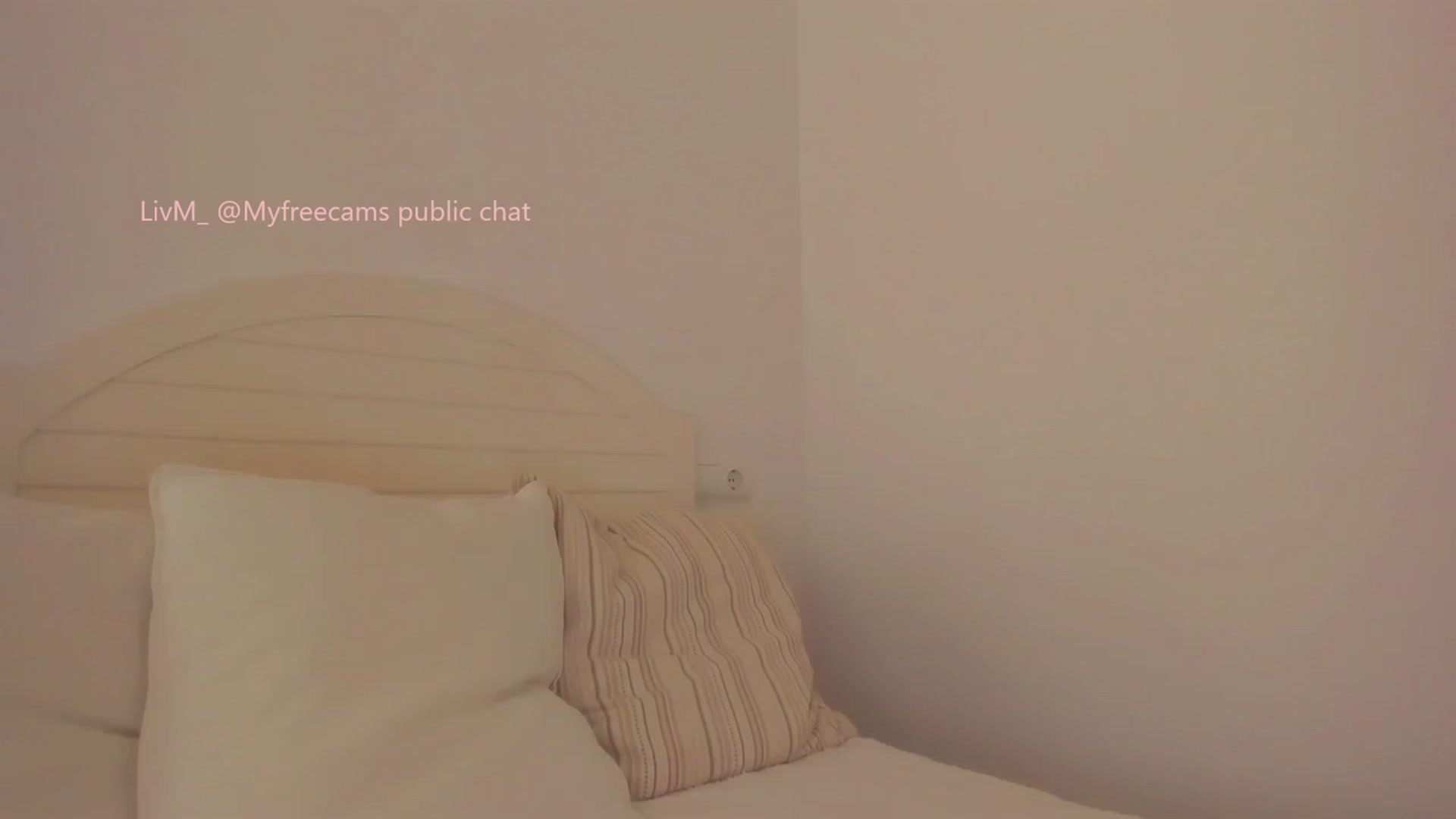 Gallery image thumbnail from LivM_'s myfreecams stream on, 10/24/2025, 08:13 image 16 of 20