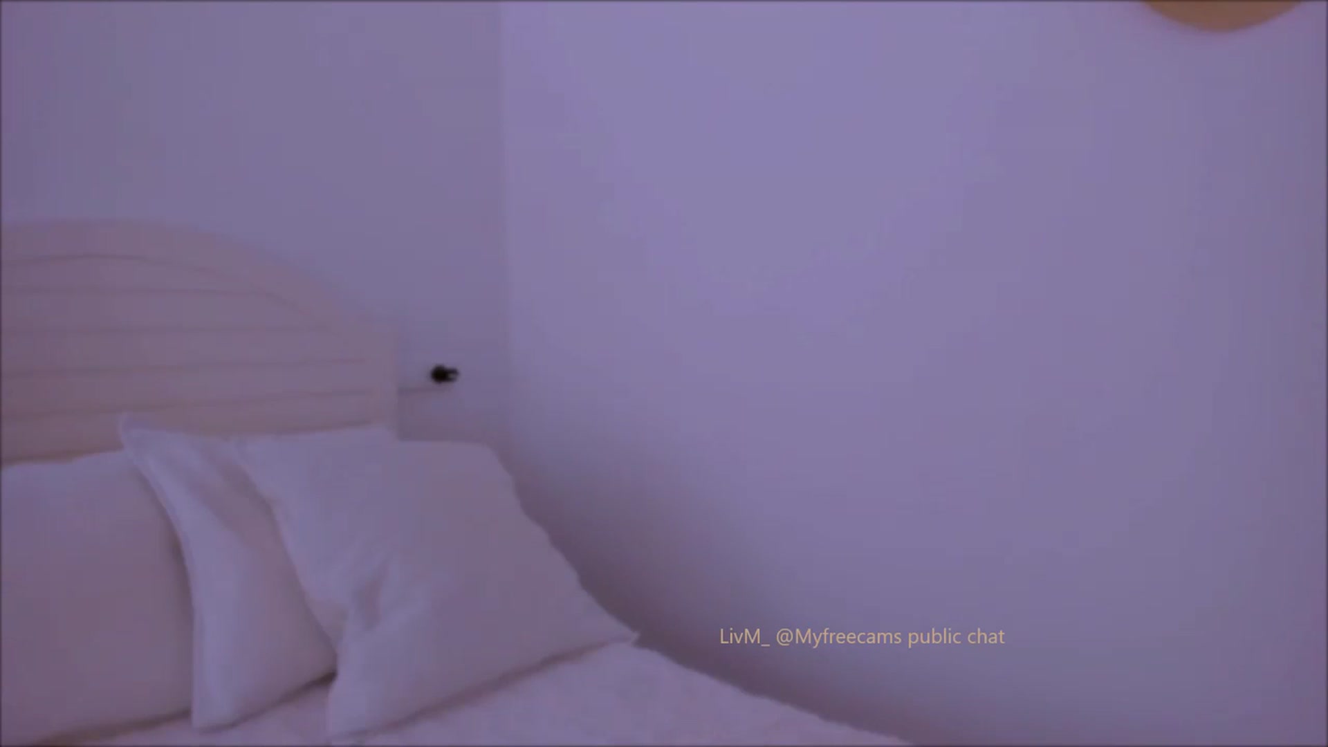 Gallery image thumbnail from LivM_'s myfreecams stream on, 10/29/2025, 08:49 image 17 of 20