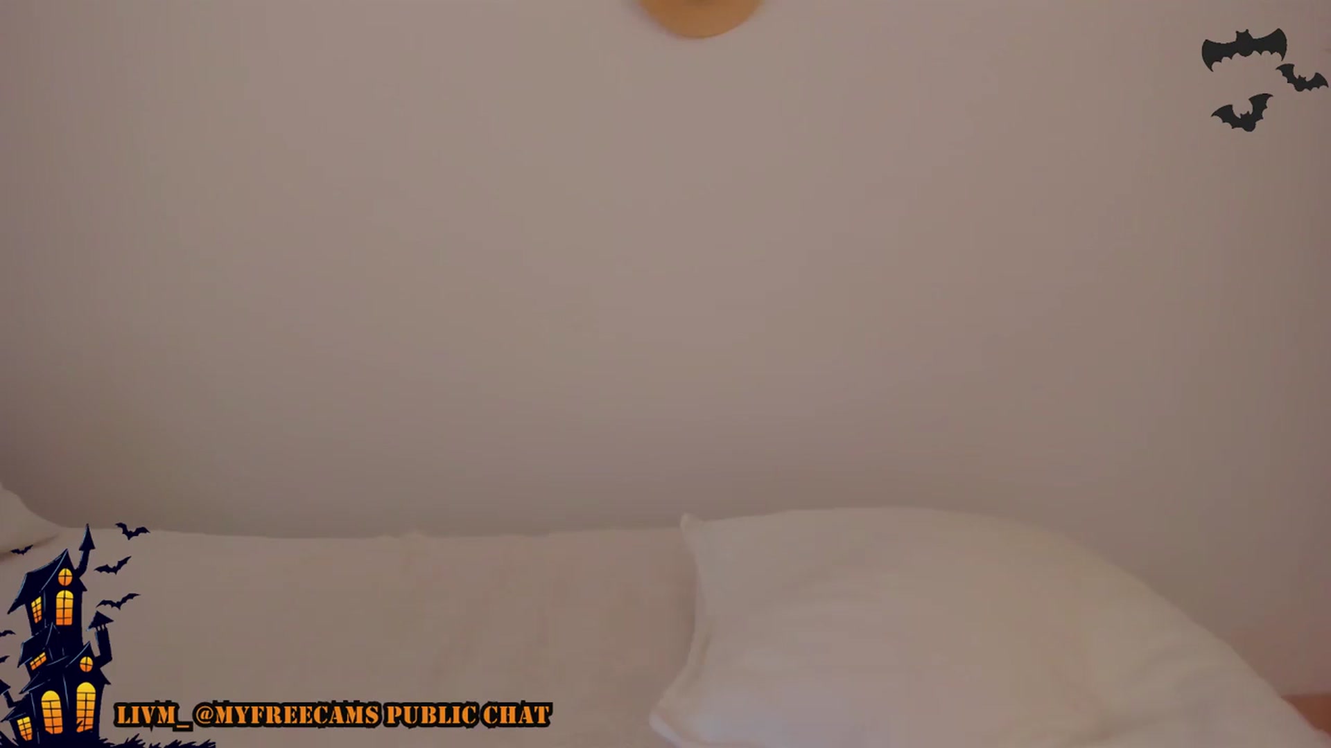 Gallery image thumbnail from LivM_'s myfreecams stream on, 10/31/2025, 09:10 image 15 of 20