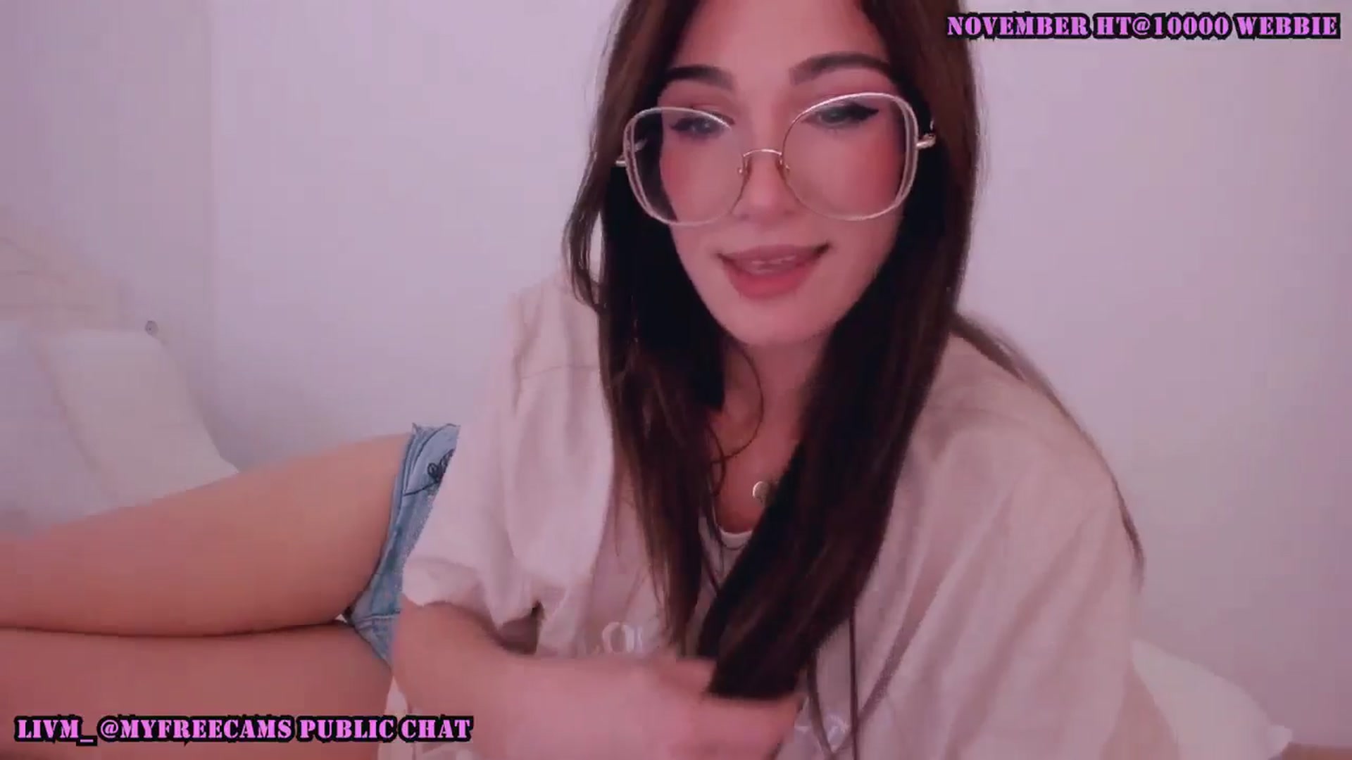 Gallery image thumbnail from LivM_'s myfreecams stream on, 11/11/2025, 09:33 image 9 of 20