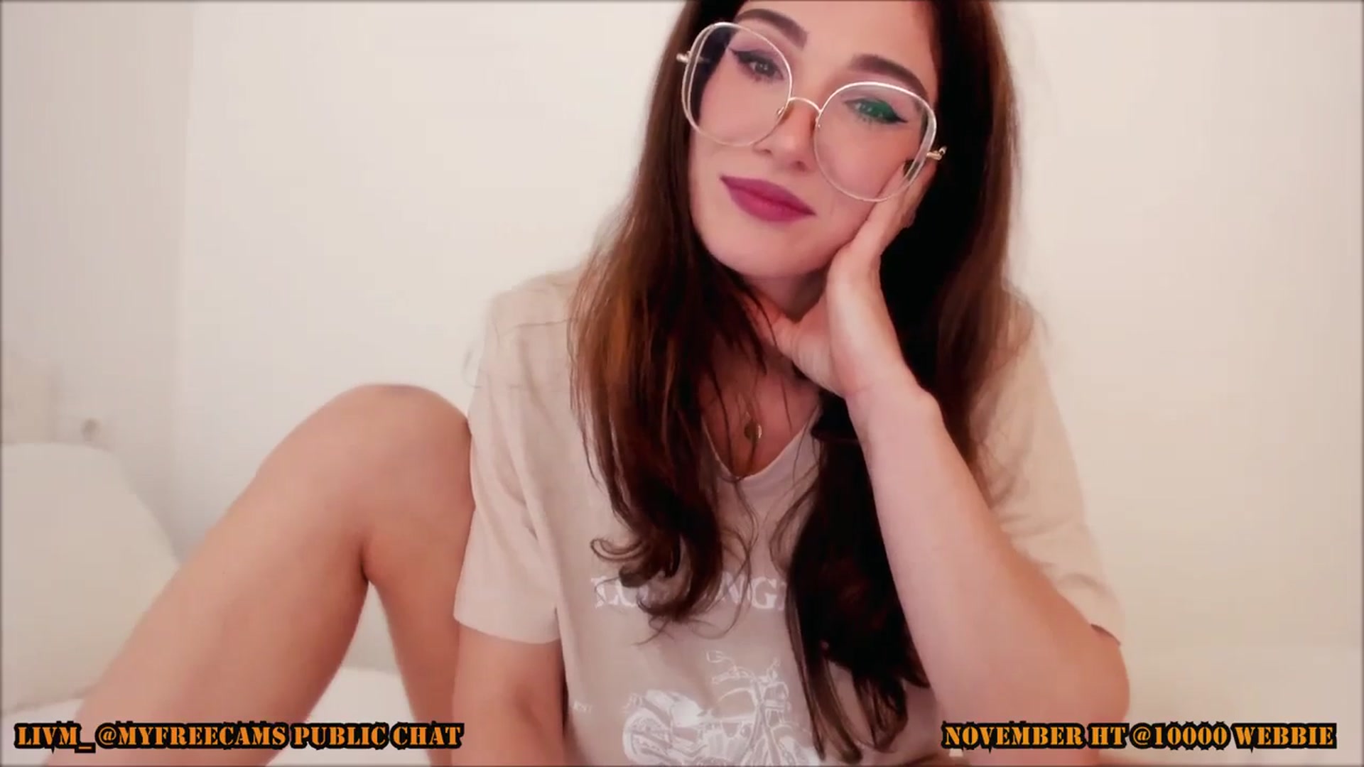 Gallery image thumbnail from LivM_'s myfreecams stream on, 11/15/2025, 10:29 image 6 of 20