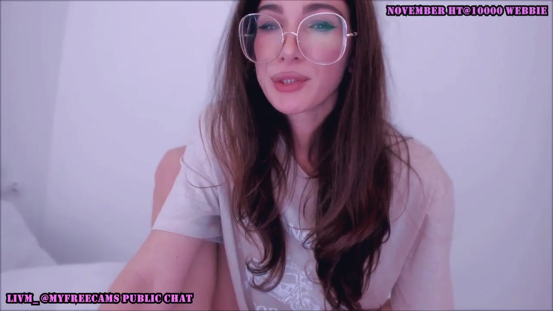 Gallery image thumbnail from LivM_'s myfreecams stream on, 11/18/2025, 09:33 image 7 of 20