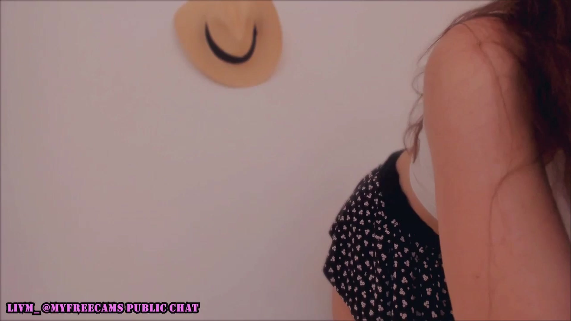 Gallery image thumbnail from LivM_'s myfreecams stream on, 11/23/2025, 10:26 image 11 of 20