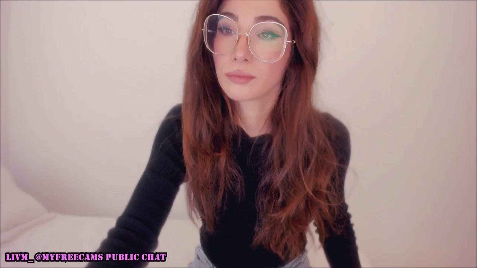 Gallery image thumbnail from LivM_'s myfreecams stream on, 11/23/2025, 10:26 image 6 of 20